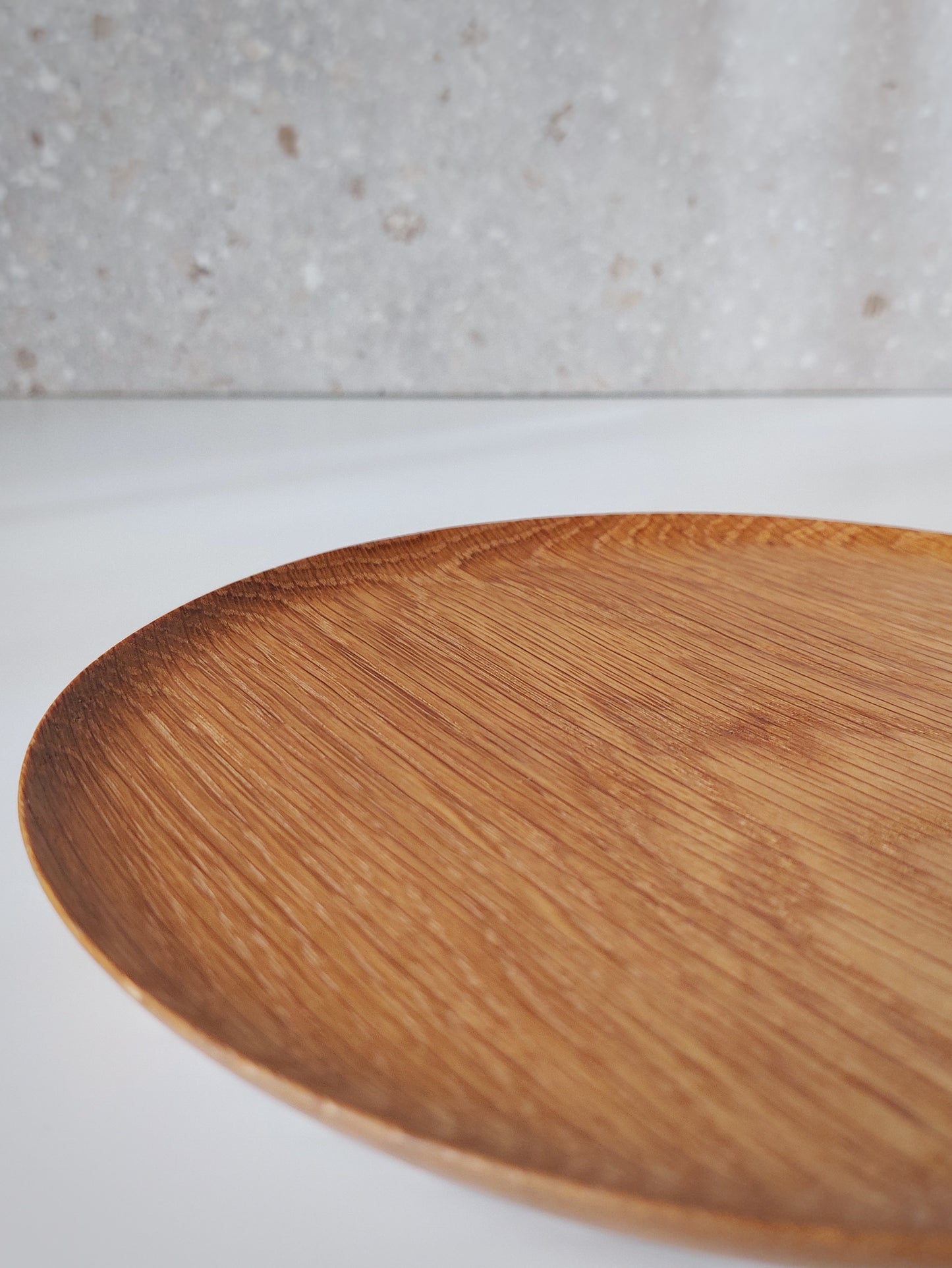 A104 Plato de madera de Roble Americano