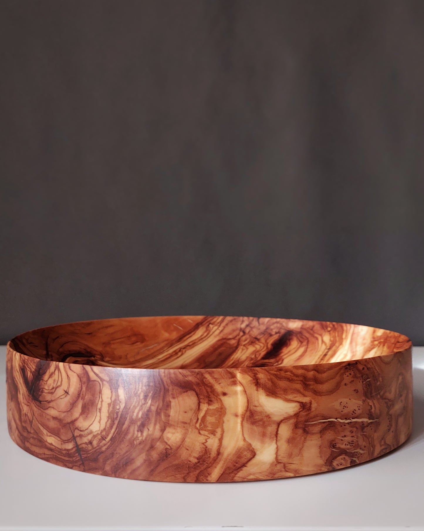 A39 Olive wood centerpiece