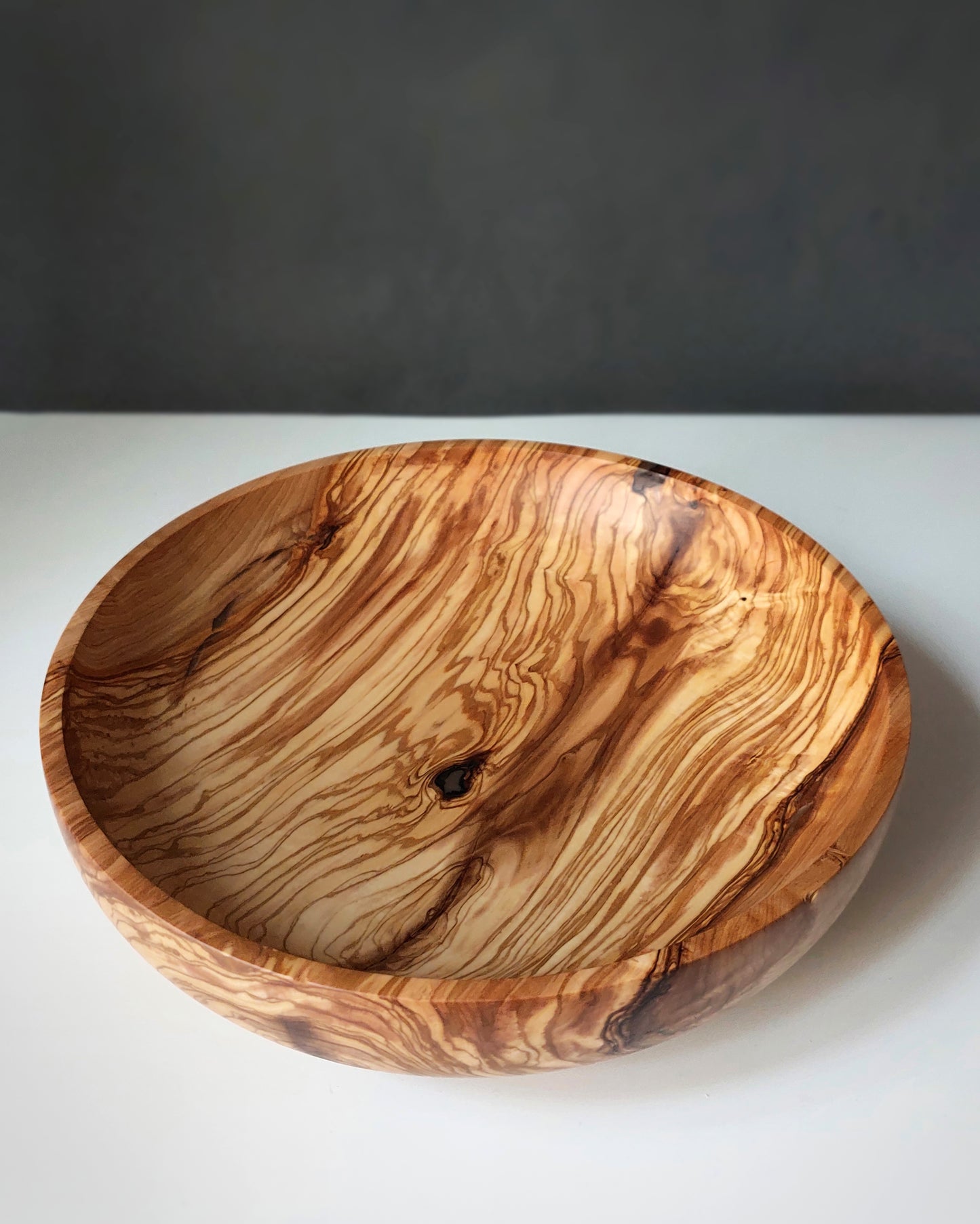 A38 Olive wood centerpiece