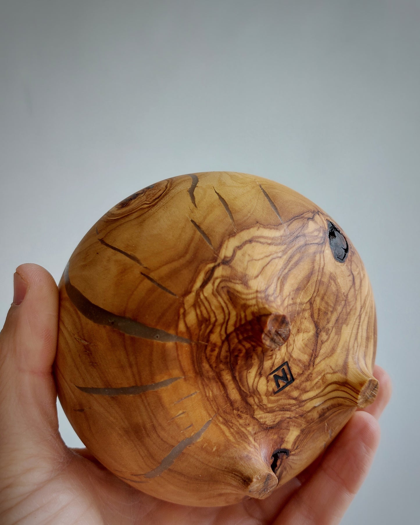 B36 Olive wood vase