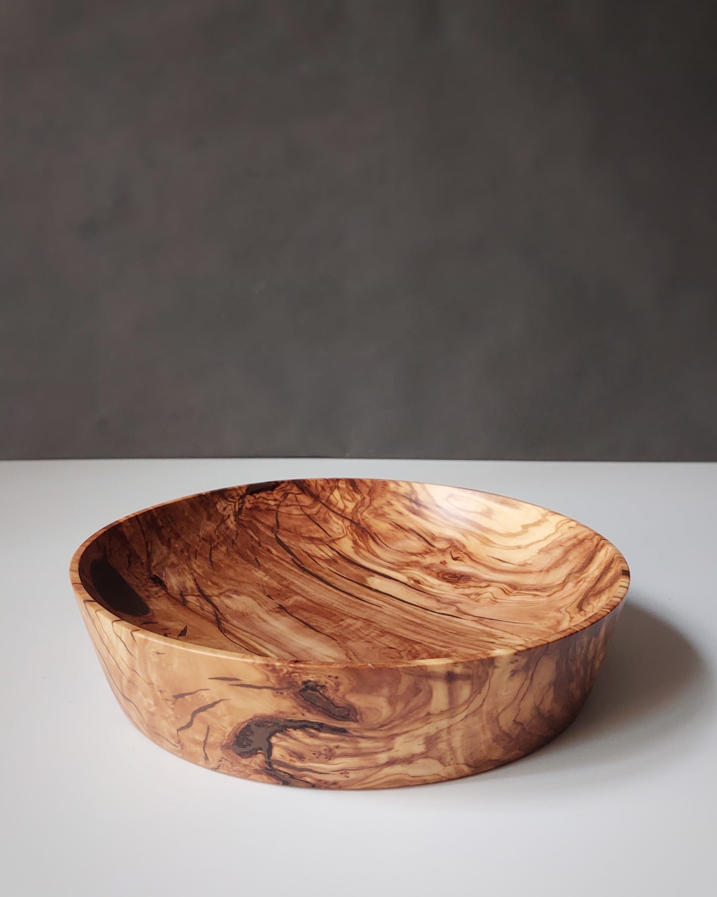 A33 Olive wood centerpiece
