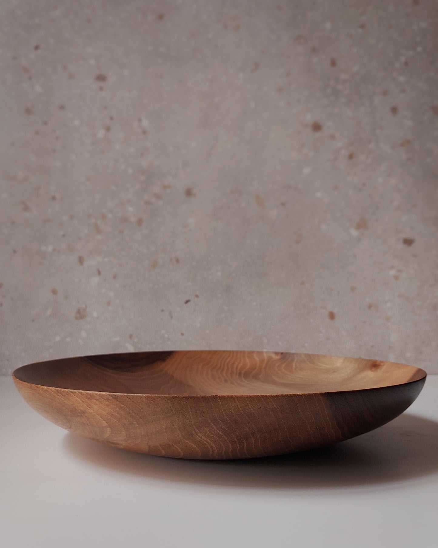 A29 Centro mesa de madera de Nogal Iberico
