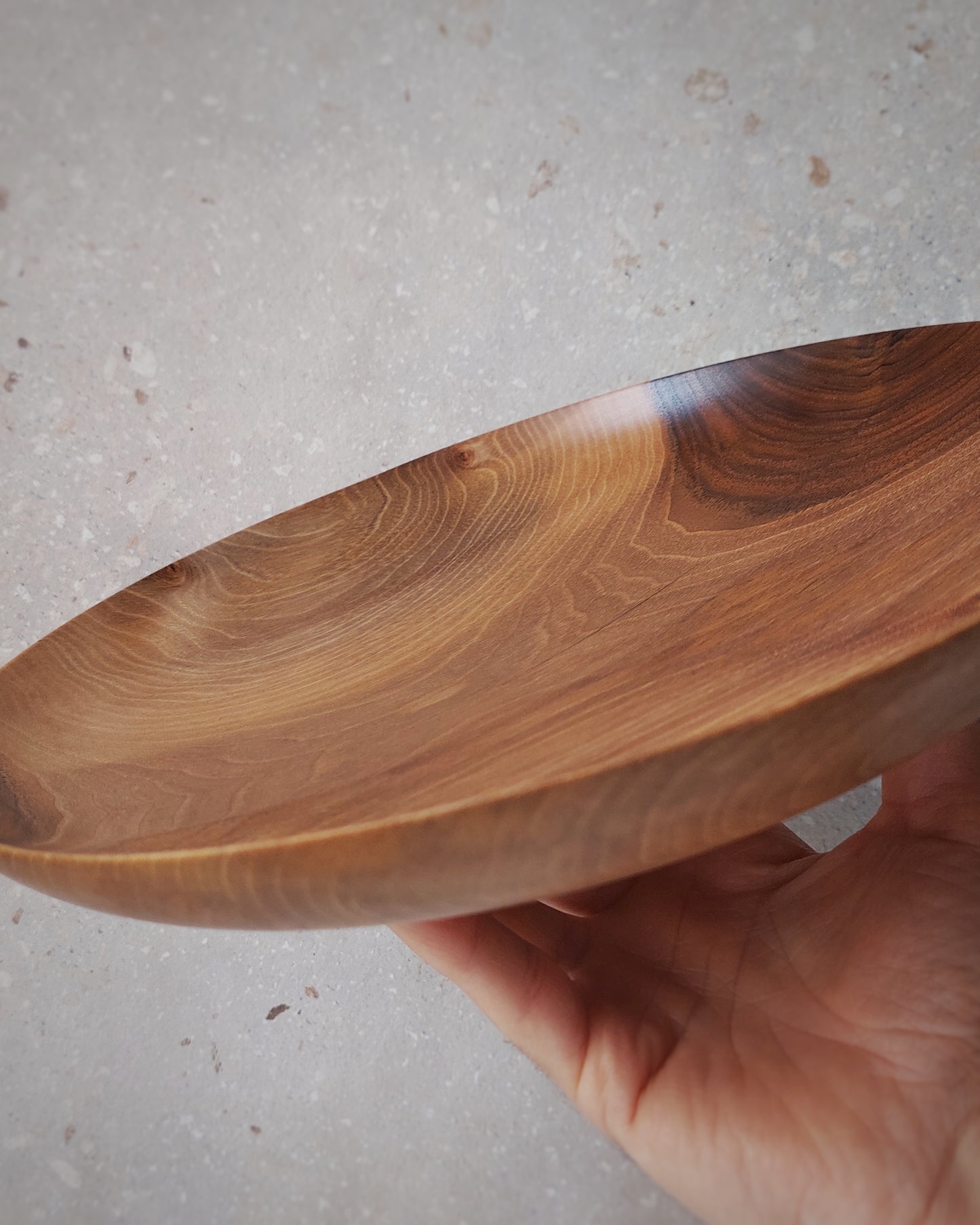 A29 Centro mesa de madera de Nogal Iberico