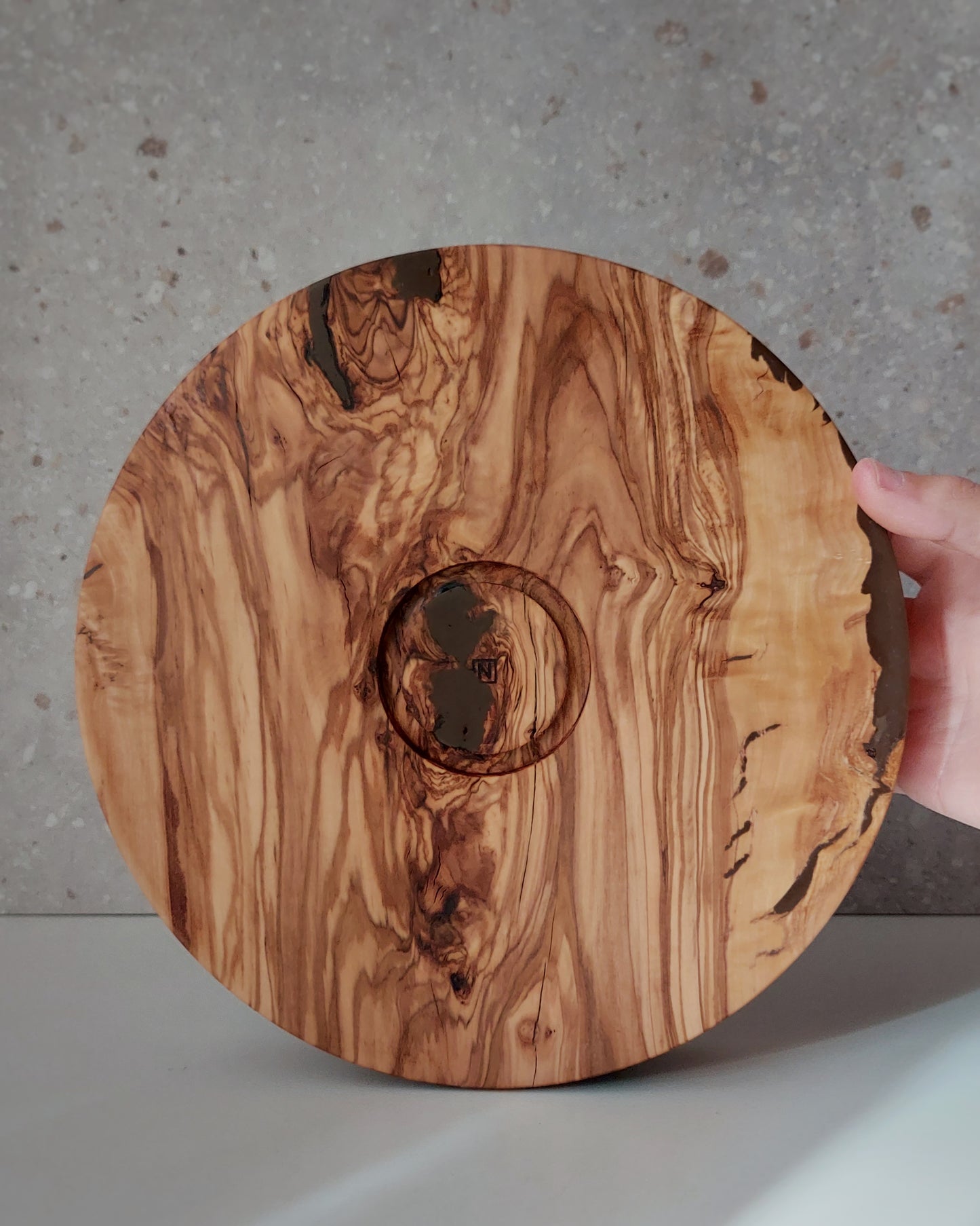 A25 Olive wood centerpiece