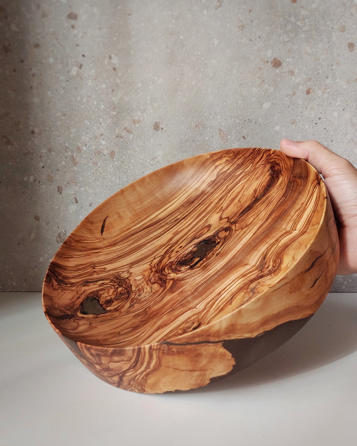 A25 Olive wood centerpiece