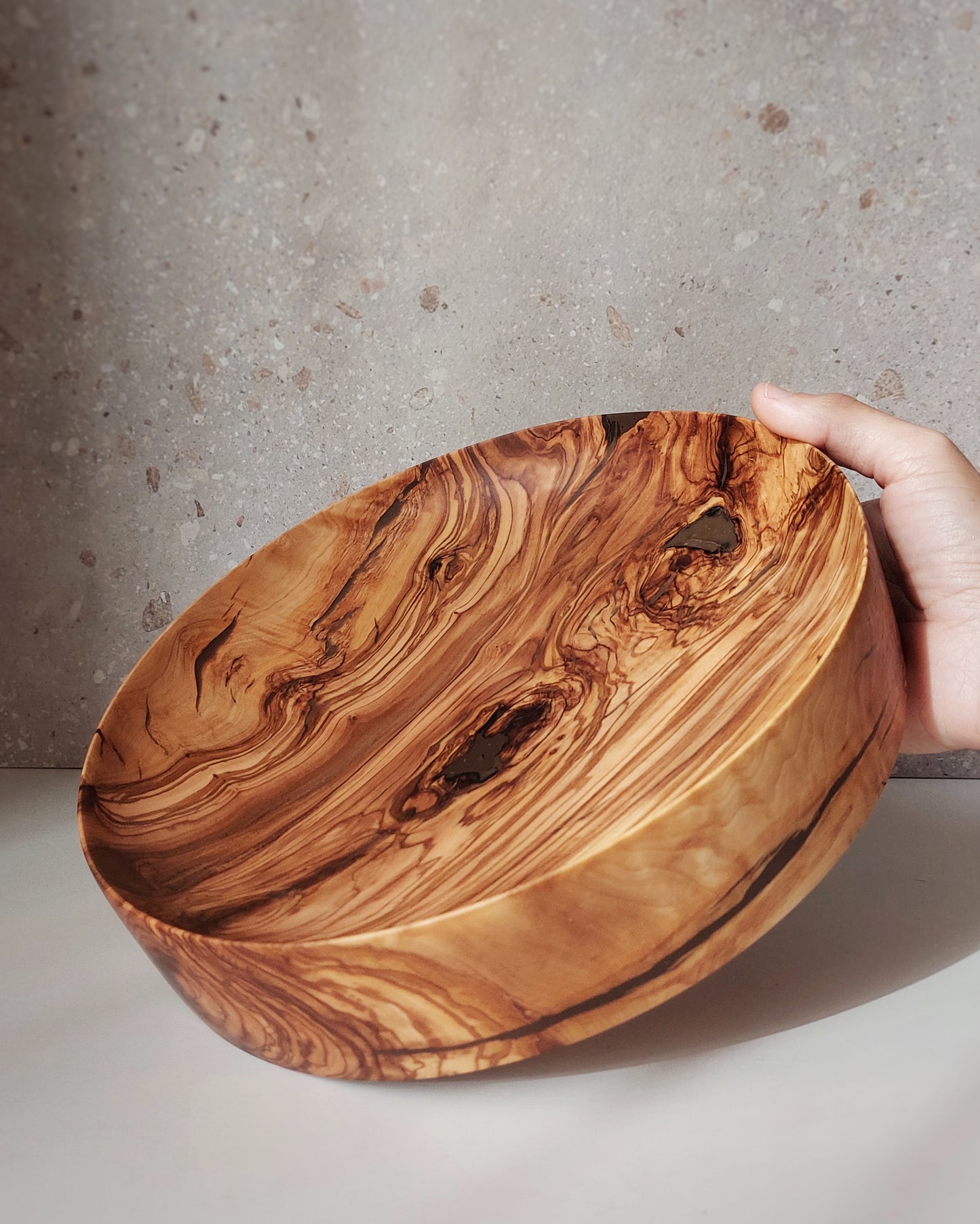 A25 Olive wood centerpiece
