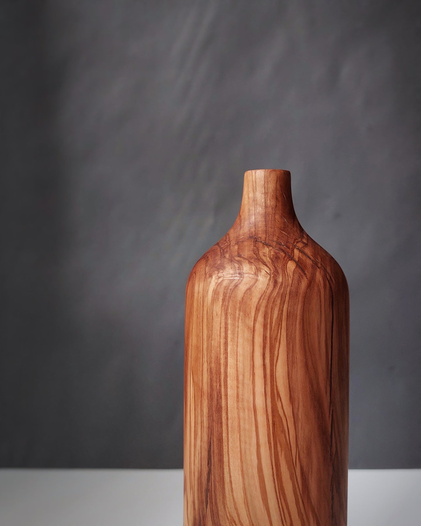 B33 Olive wood vase