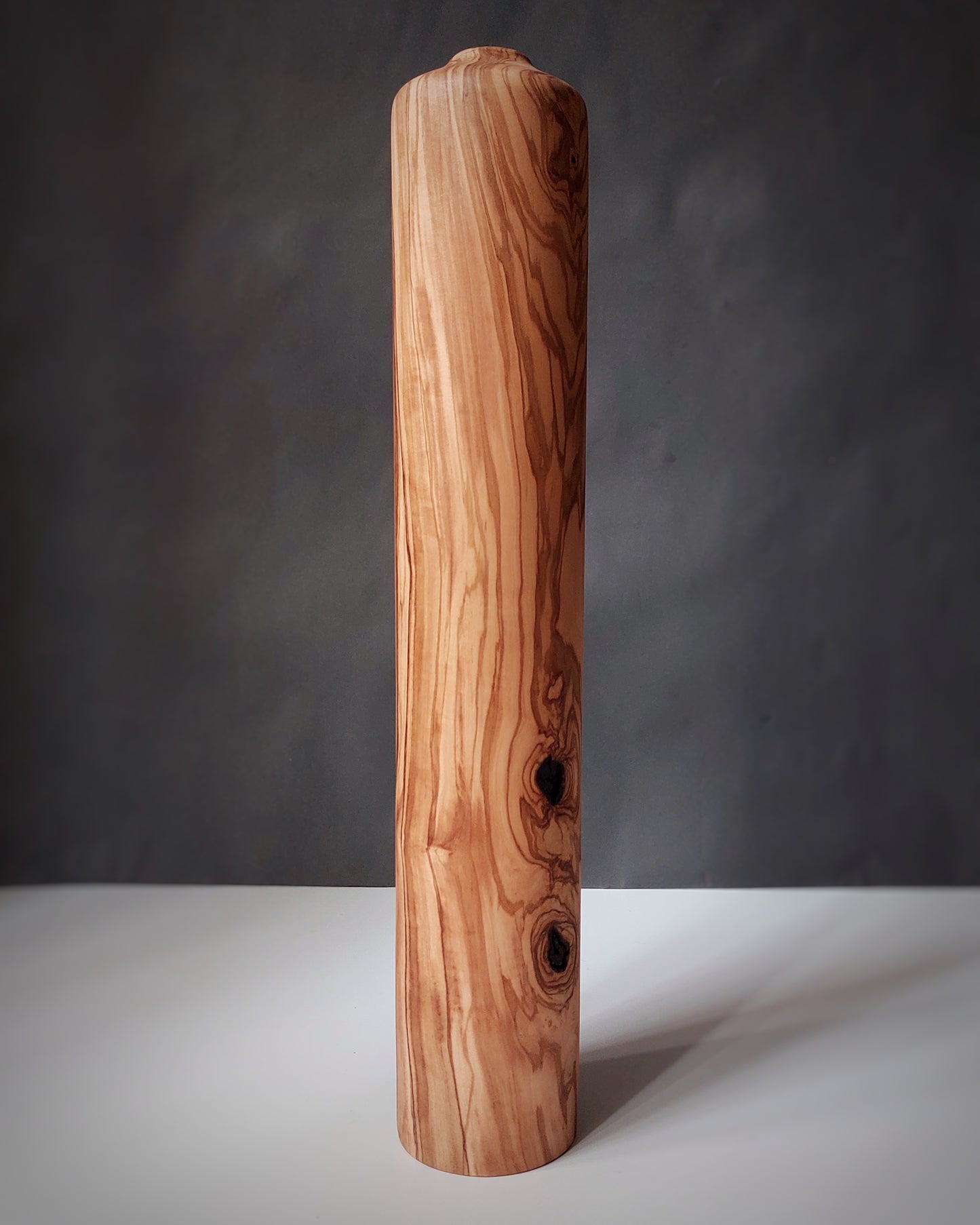 B31 Olive wood vase