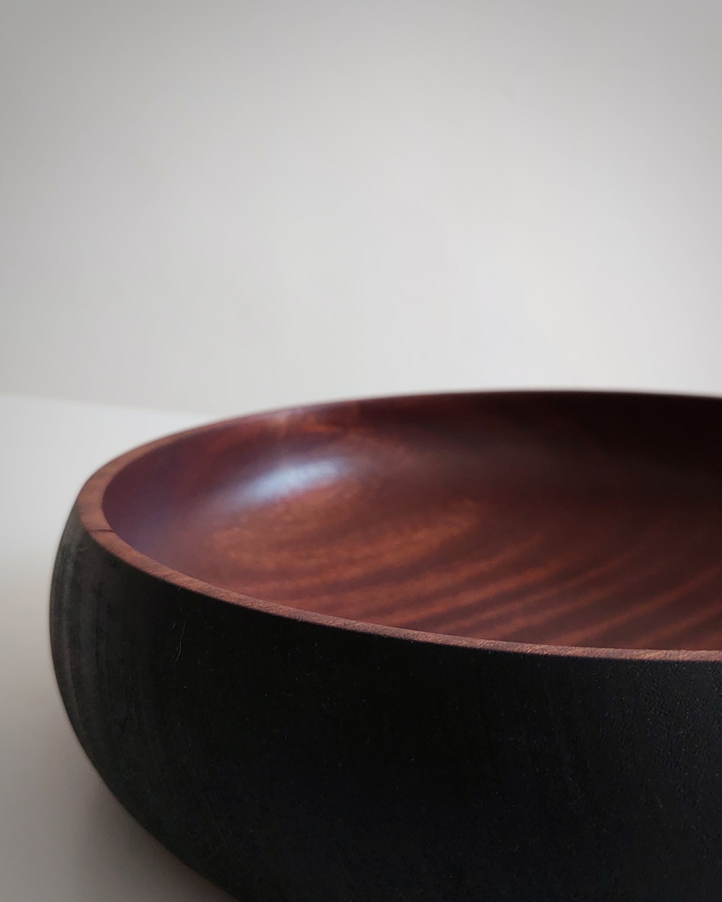 A47 Sapele wood center