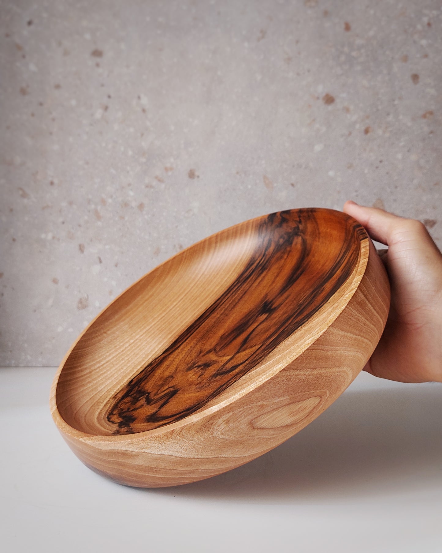 A44 Iberian Walnut Wood Center