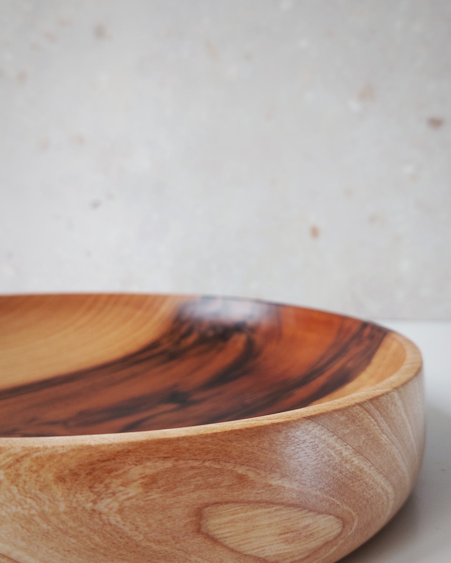 A44 Iberian Walnut Wood Center