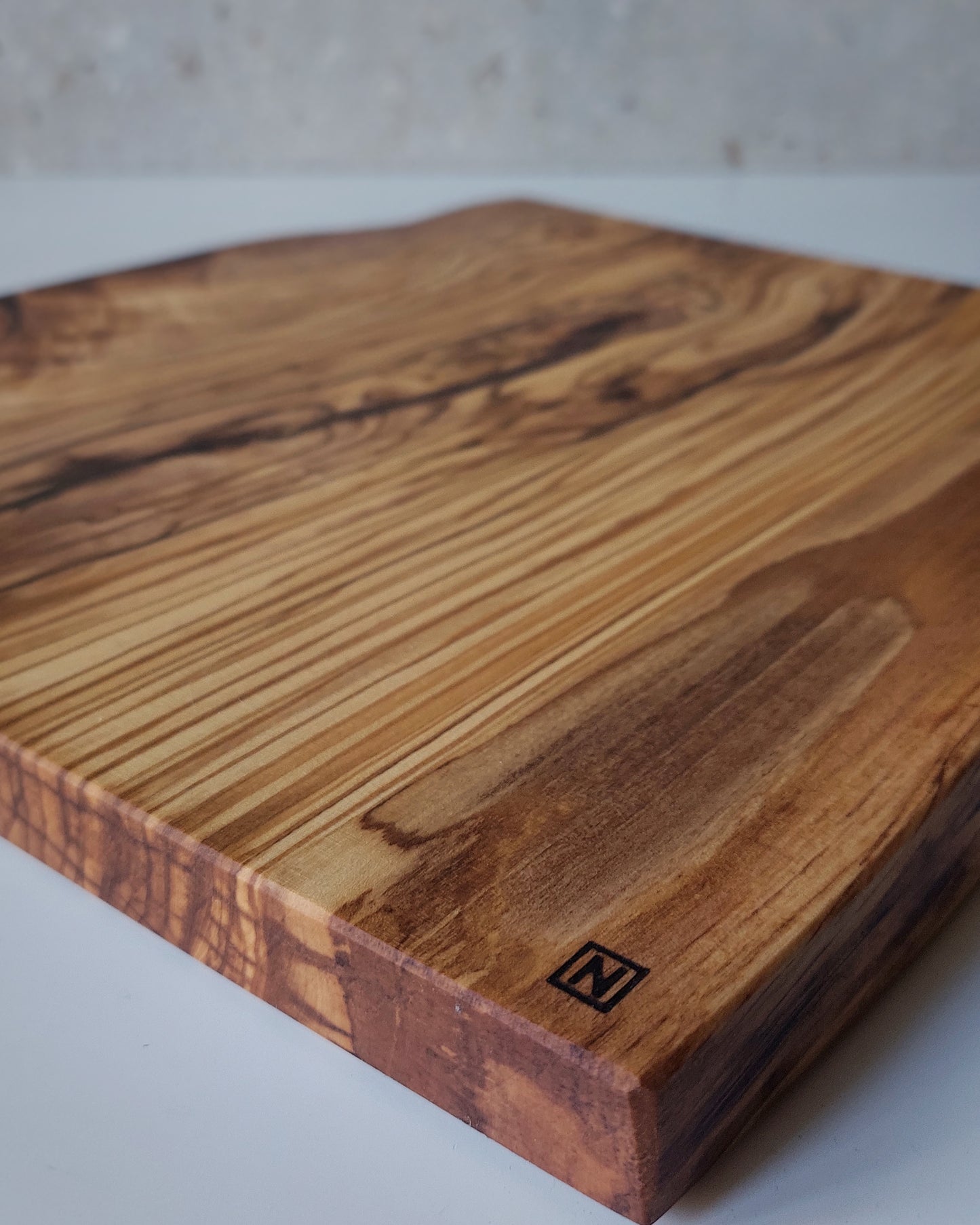 T15 Spanish Olive Cutting Board