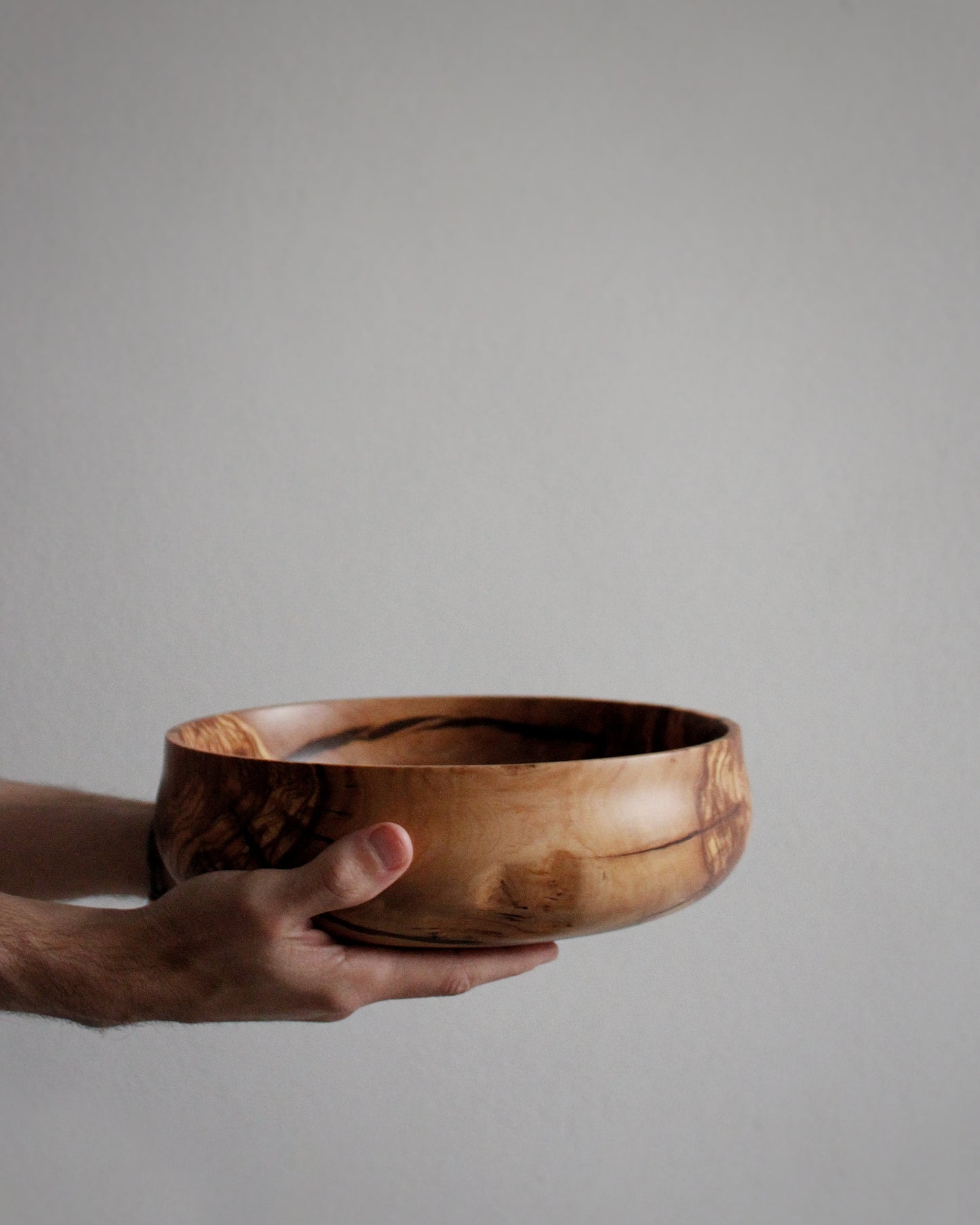 A65 Spanish Olive Wood Centerpiece