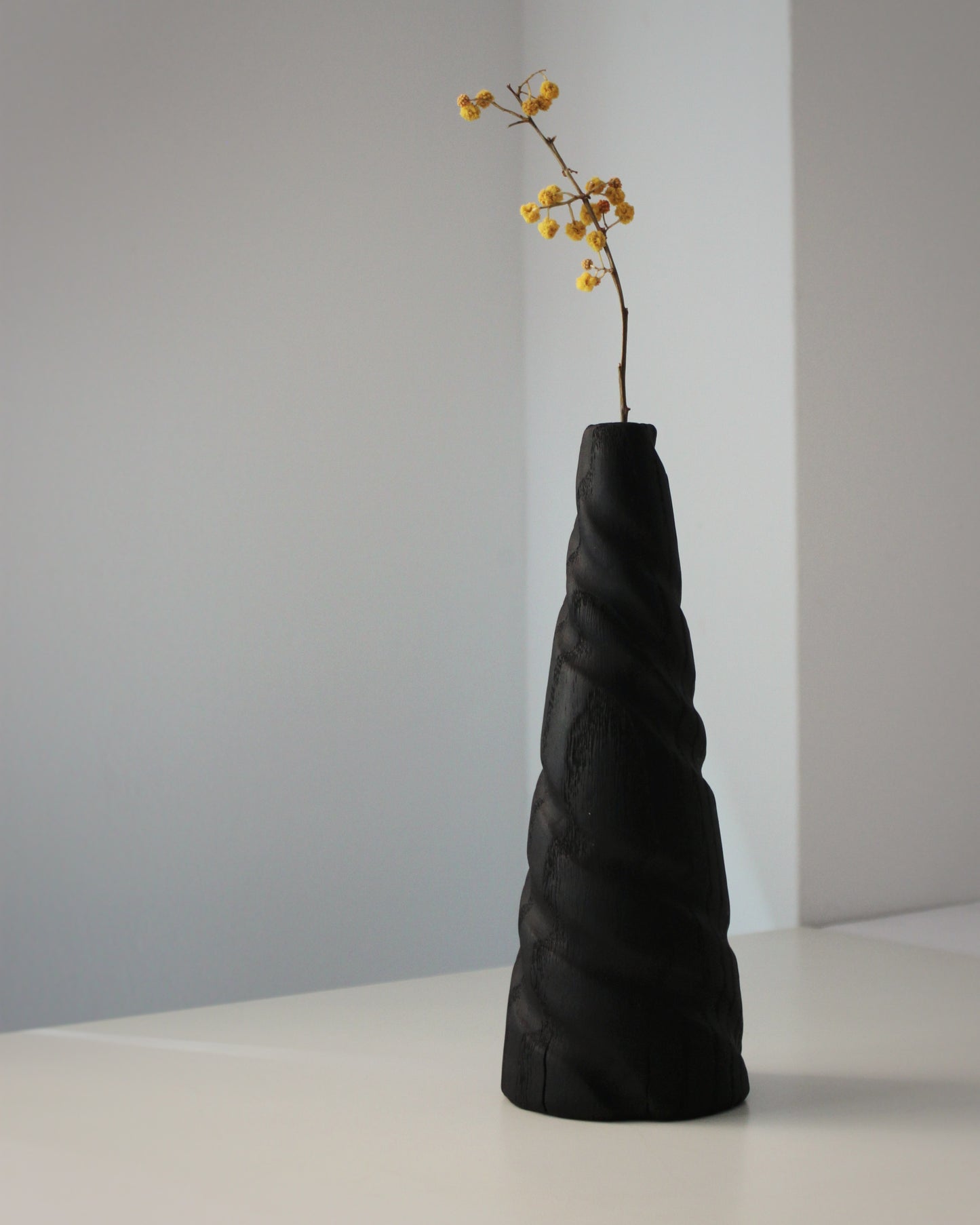 B39 European Oak Wood Vase