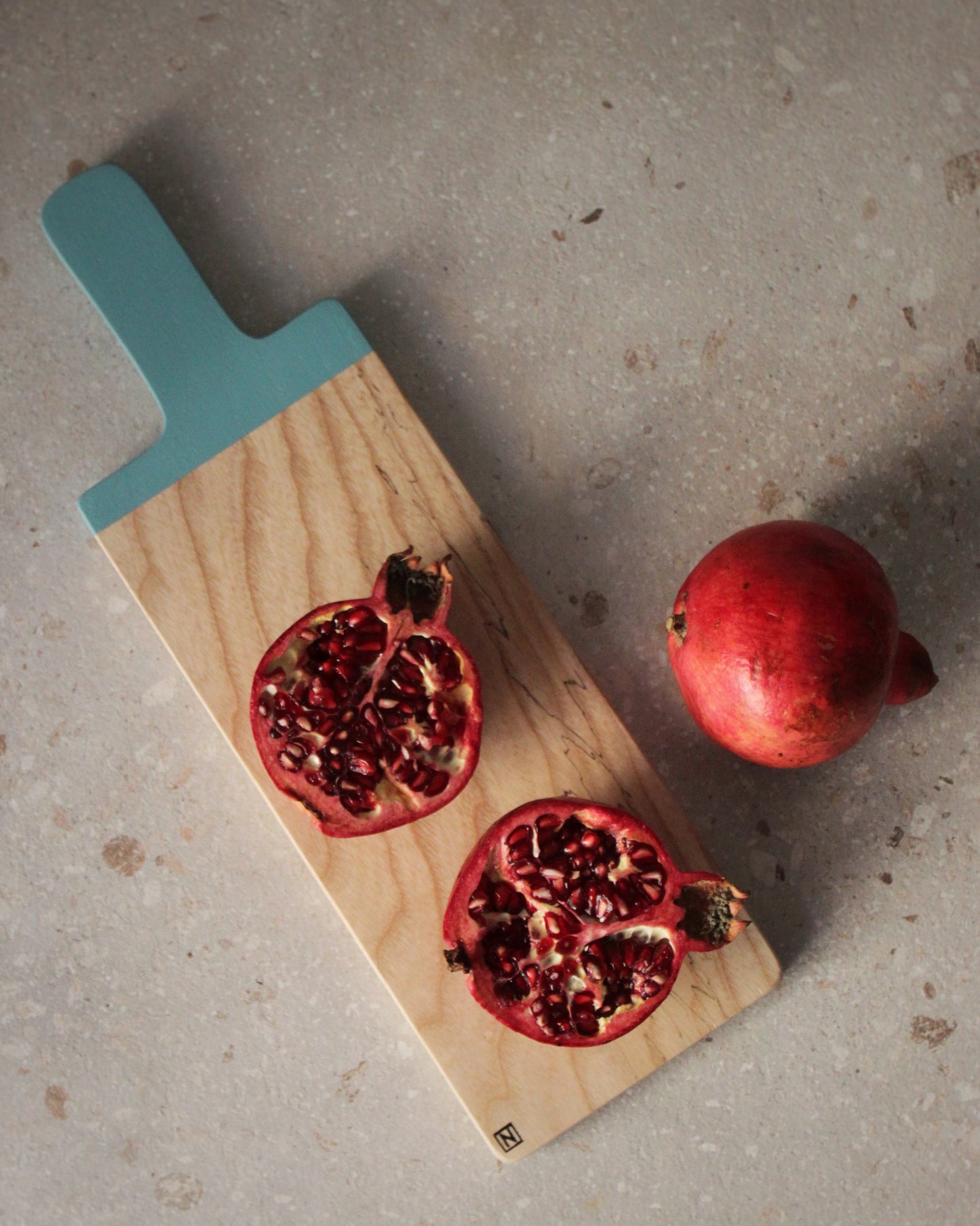 T09 Serving board of Iberian Walnut
