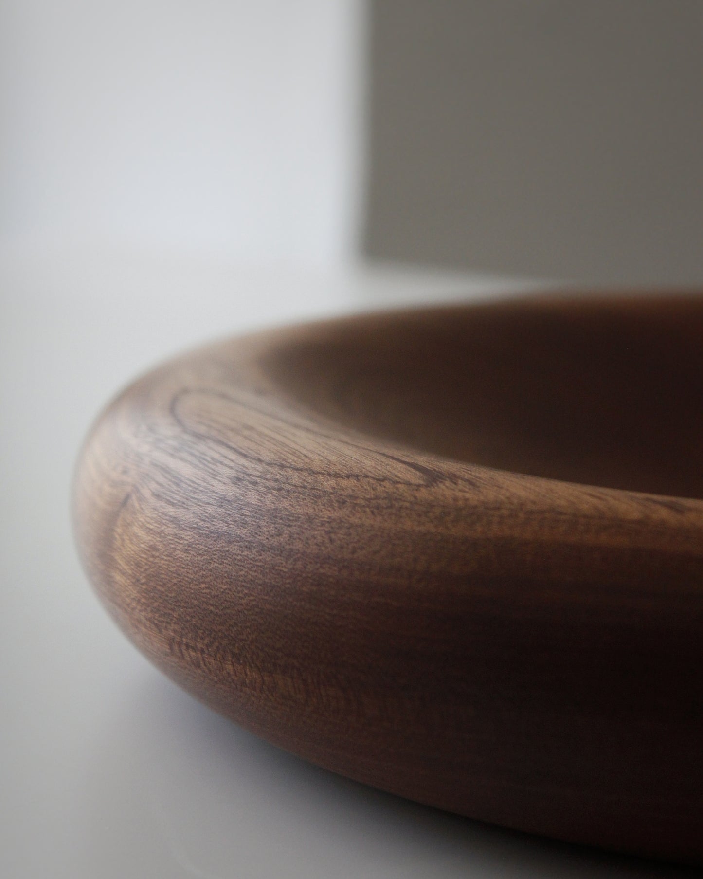 A116 Sapele wood center