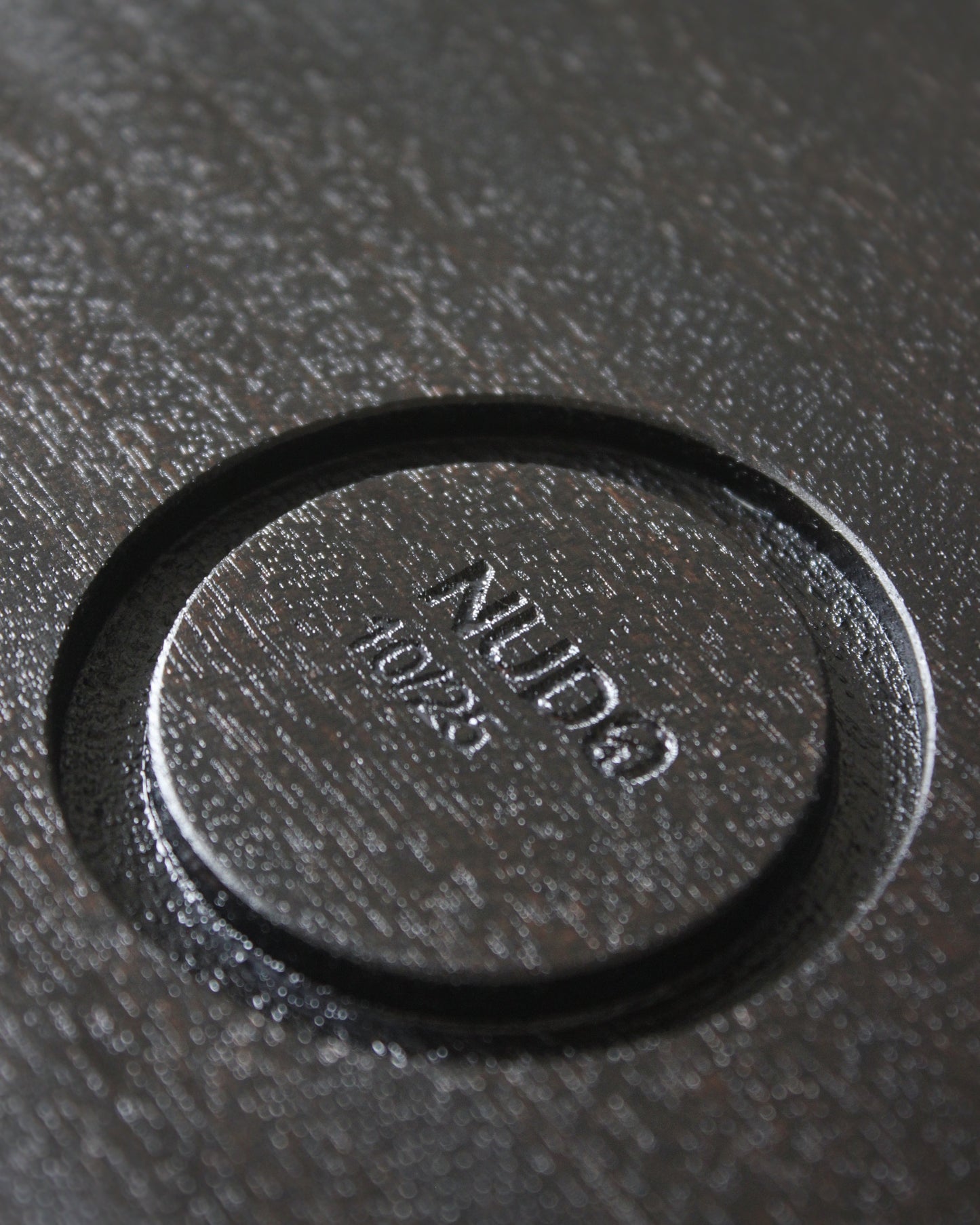 A236 Ebonized Sapele wood center