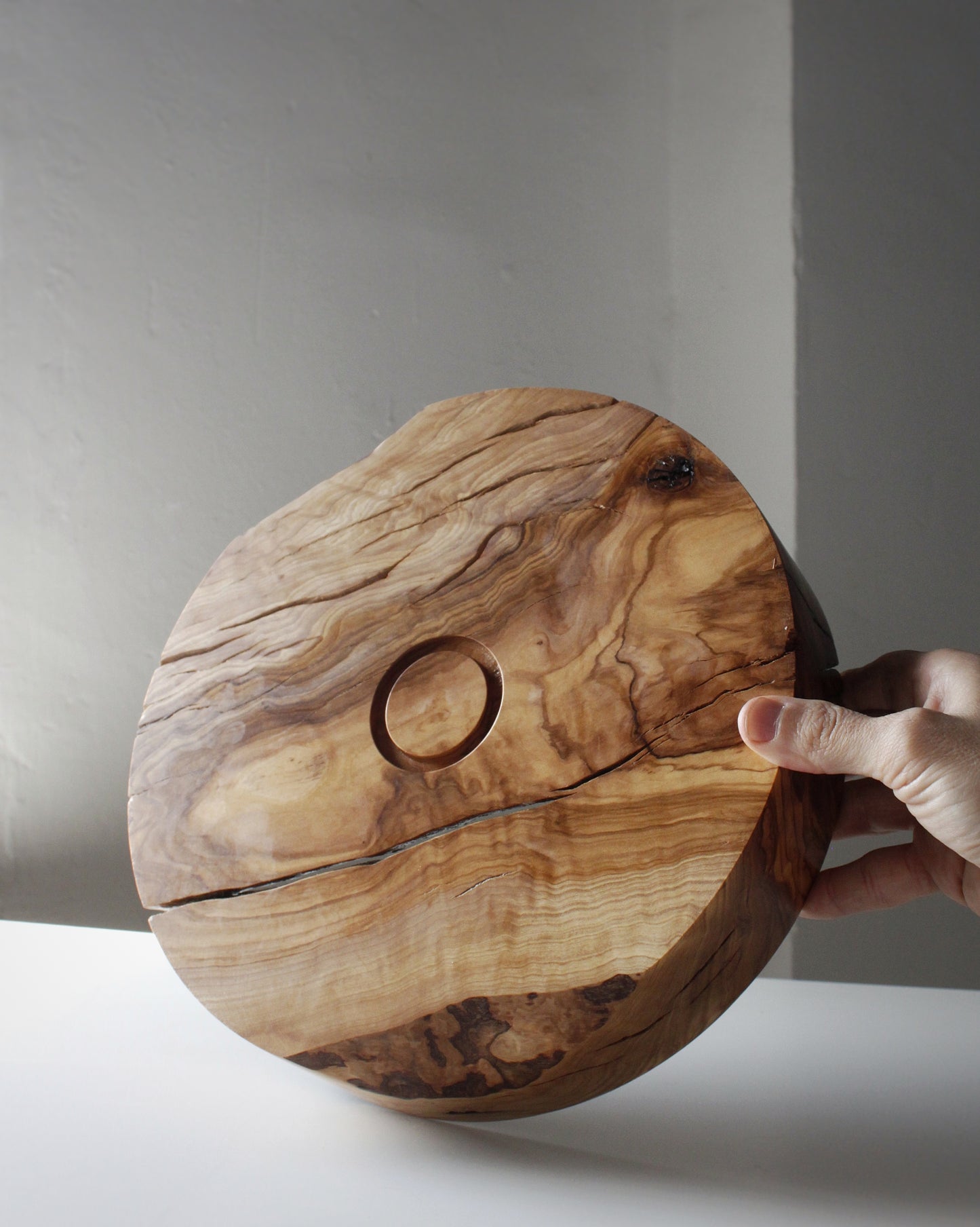 A209 Spanish Olive Wood Centerpiece