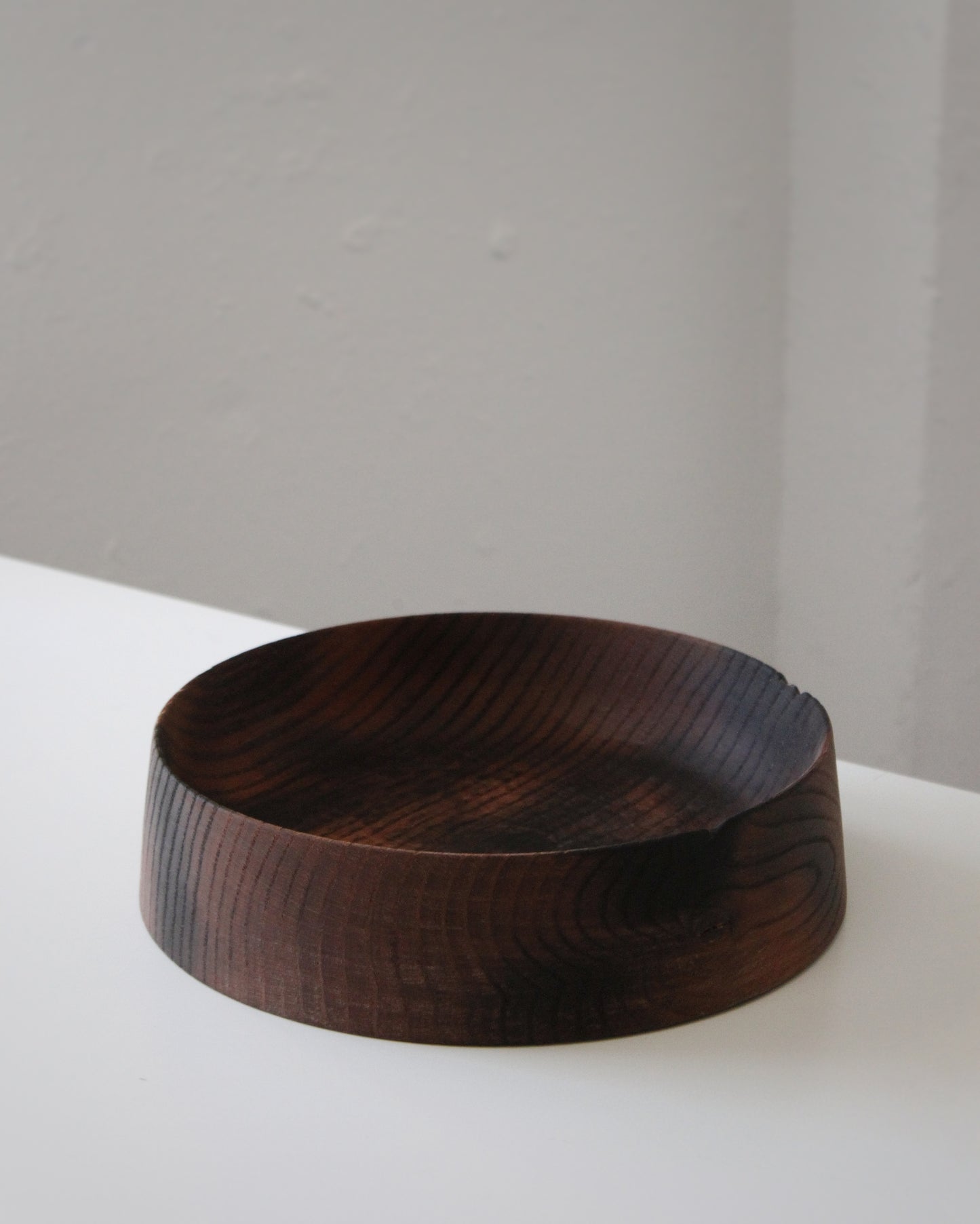 A131 Aged European Oak Wood Center