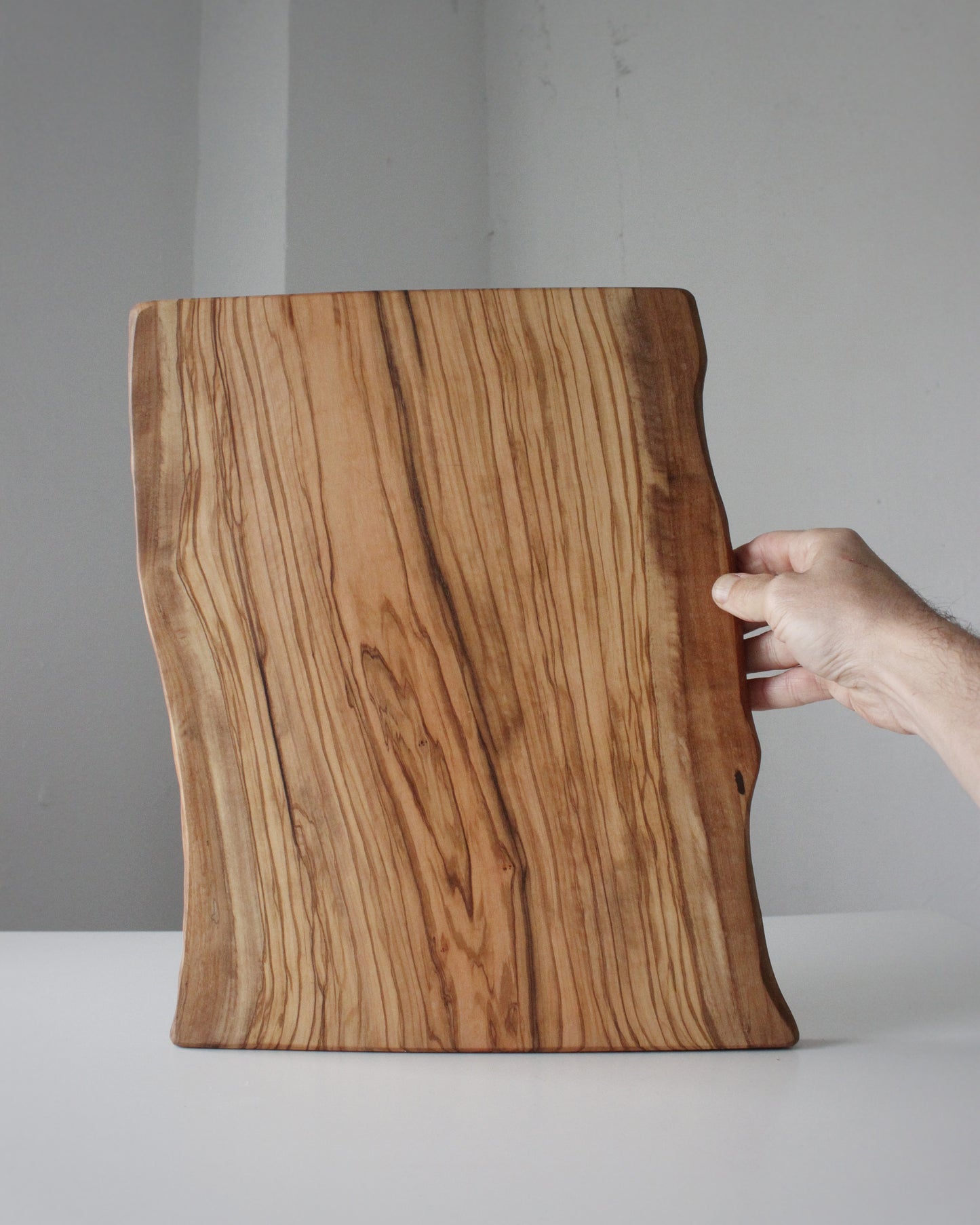 T21 Spanish Olive Cutting Board