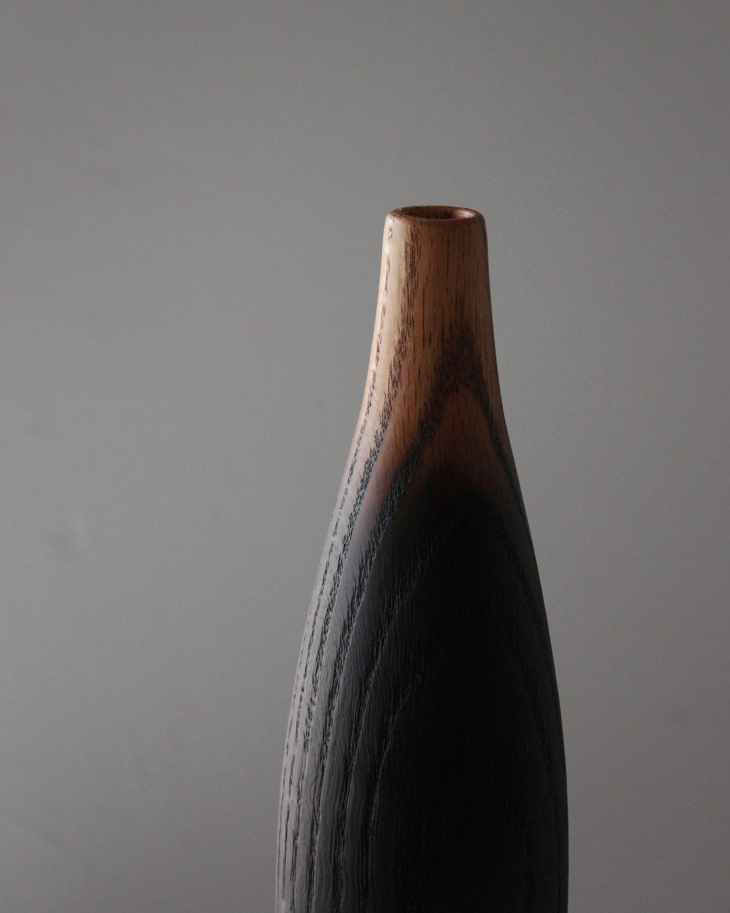 B46 European Oak Wood Vase