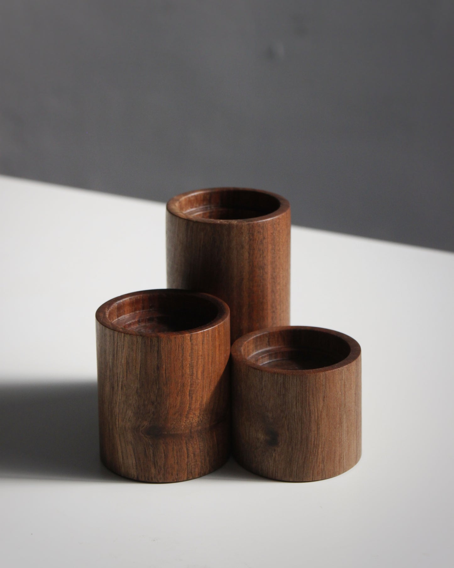 P04 Iberian Walnut Candle Holder Set