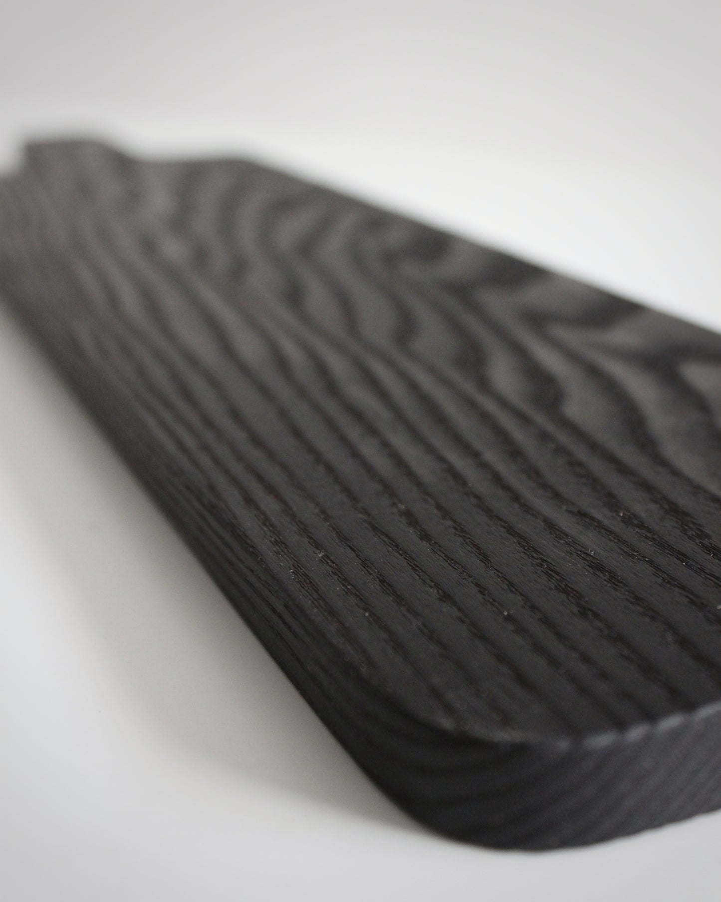 T05 Ash serving board