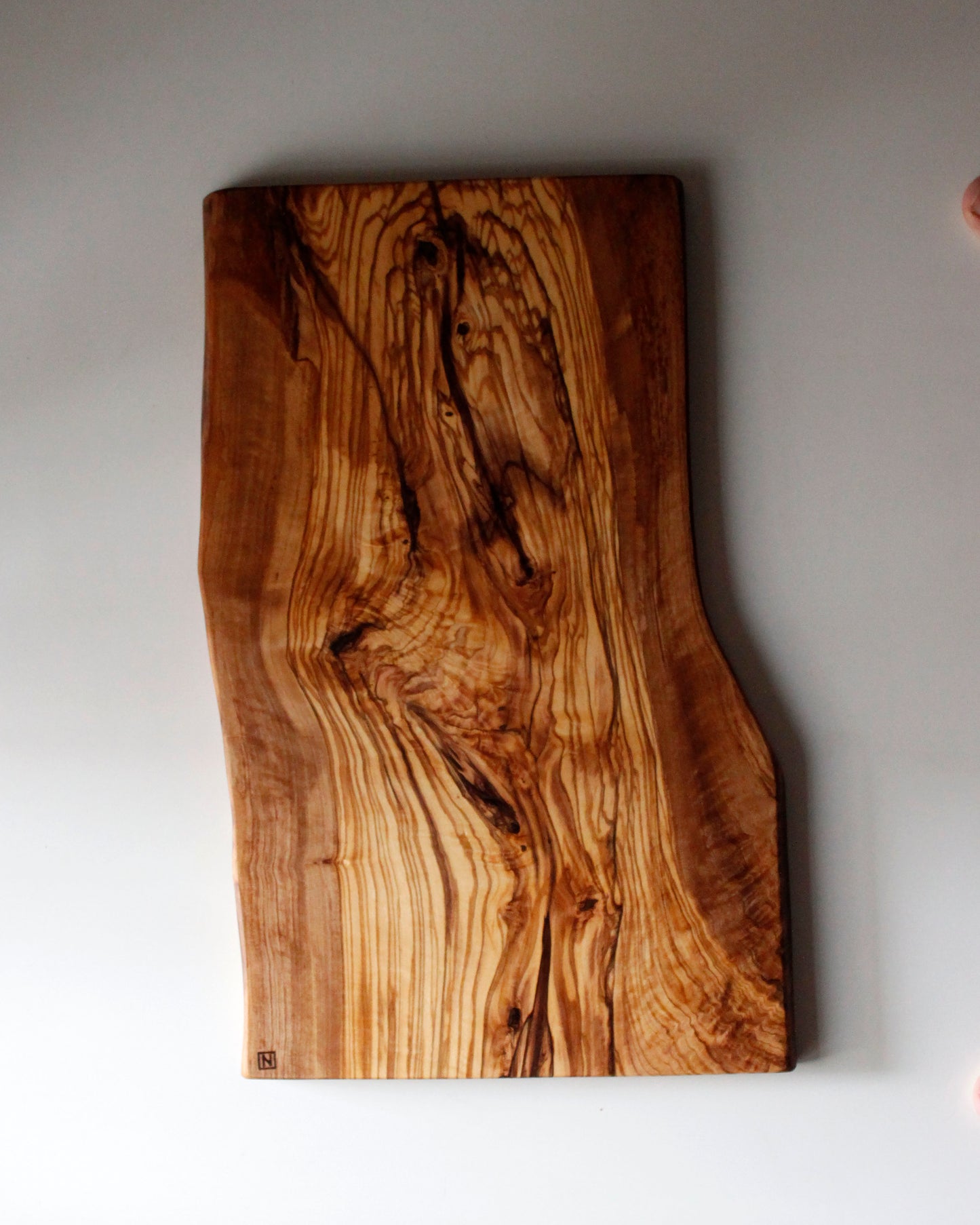 T12 Spanish Olive Cutting Board