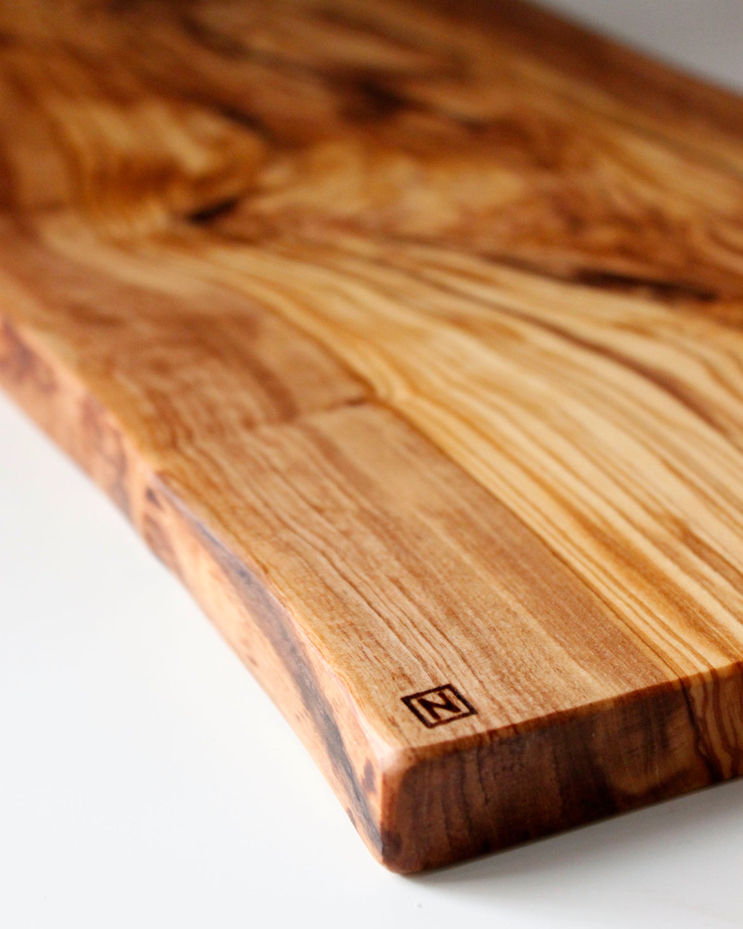 T12 Spanish Olive Cutting Board