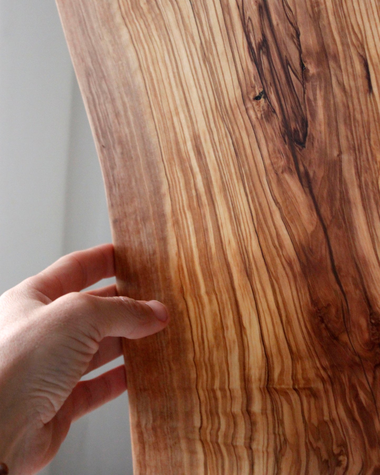 T13 Spanish Olive Cutting Board
