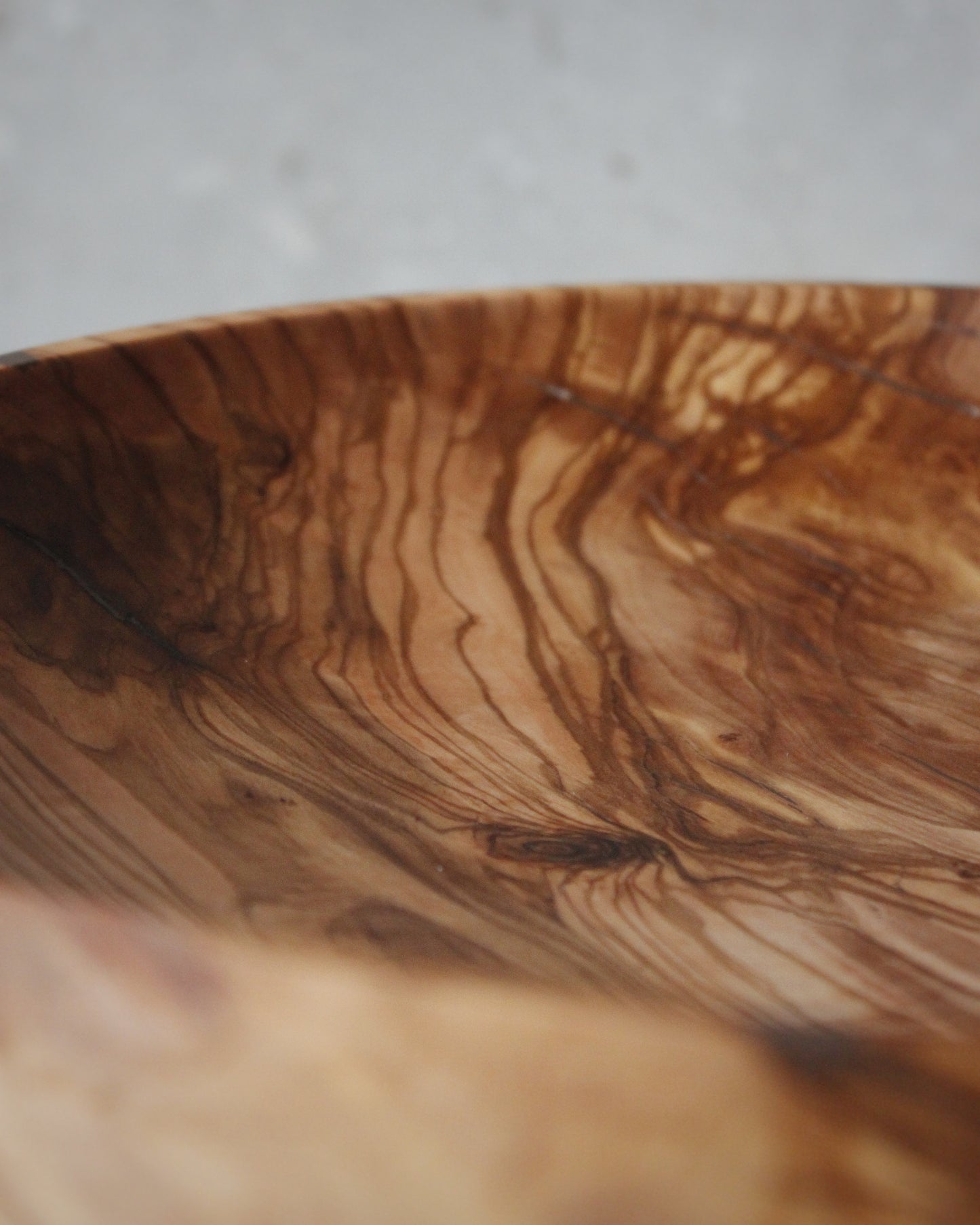 A73 Spanish Olive Wood Centerpiece
