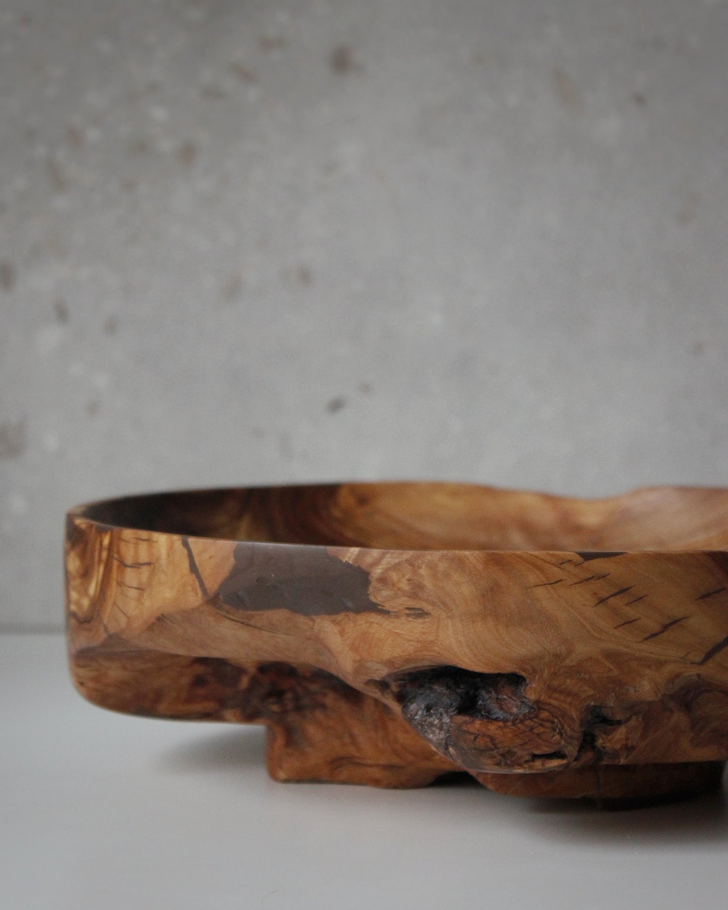 A73 Spanish Olive Wood Centerpiece