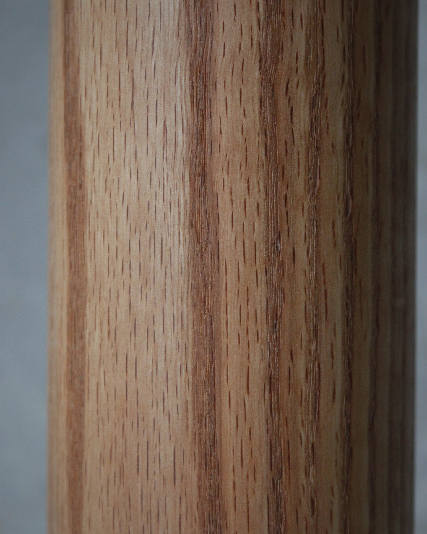 B42 European Oak Wood Vase