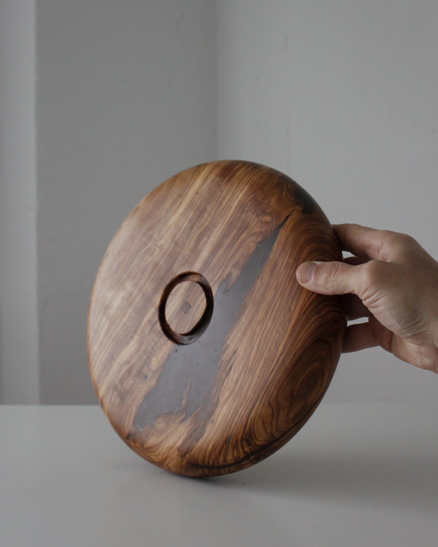 A185 Spanish Olive Wood Center