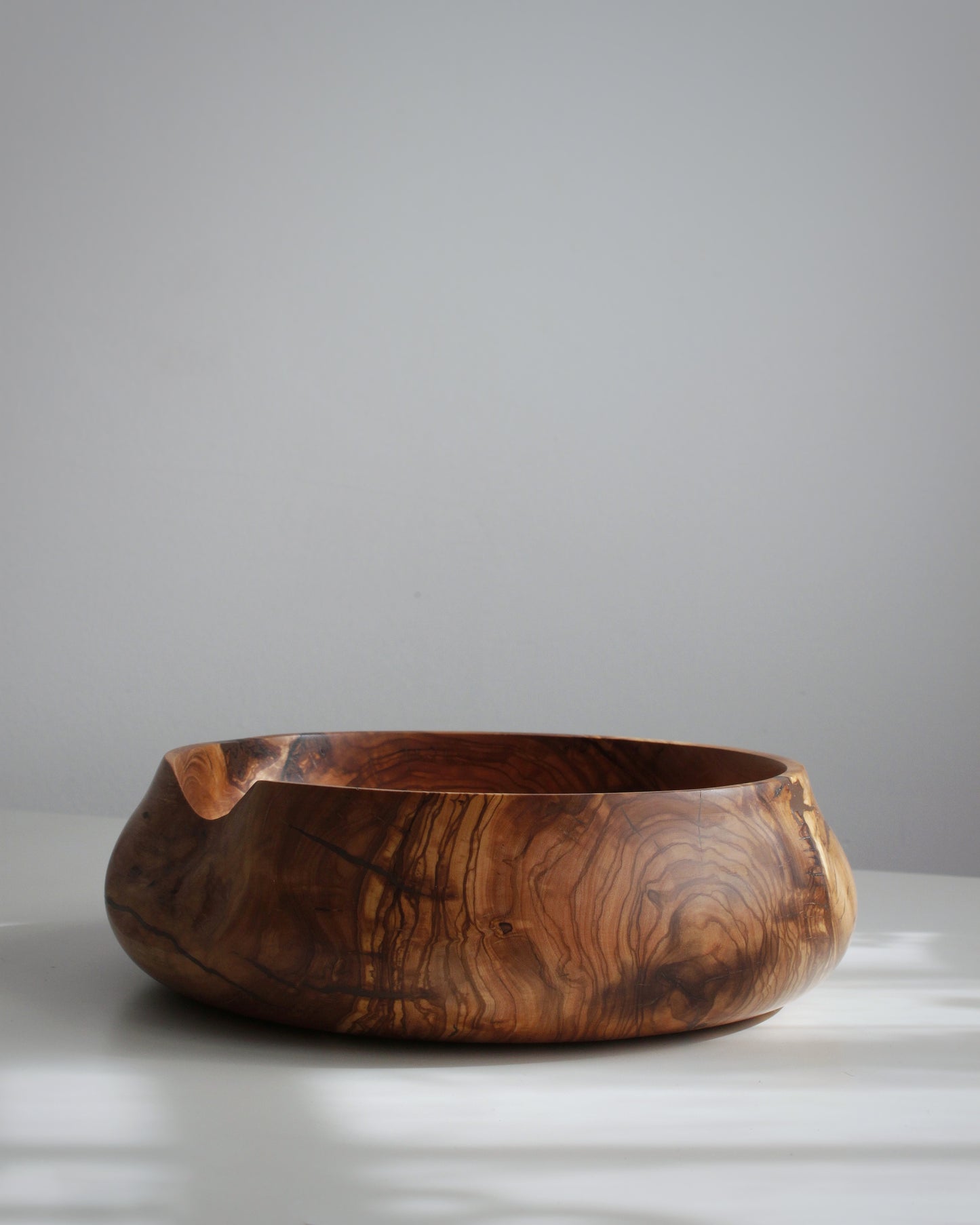 A74 Spanish Olive Wood Centerpiece