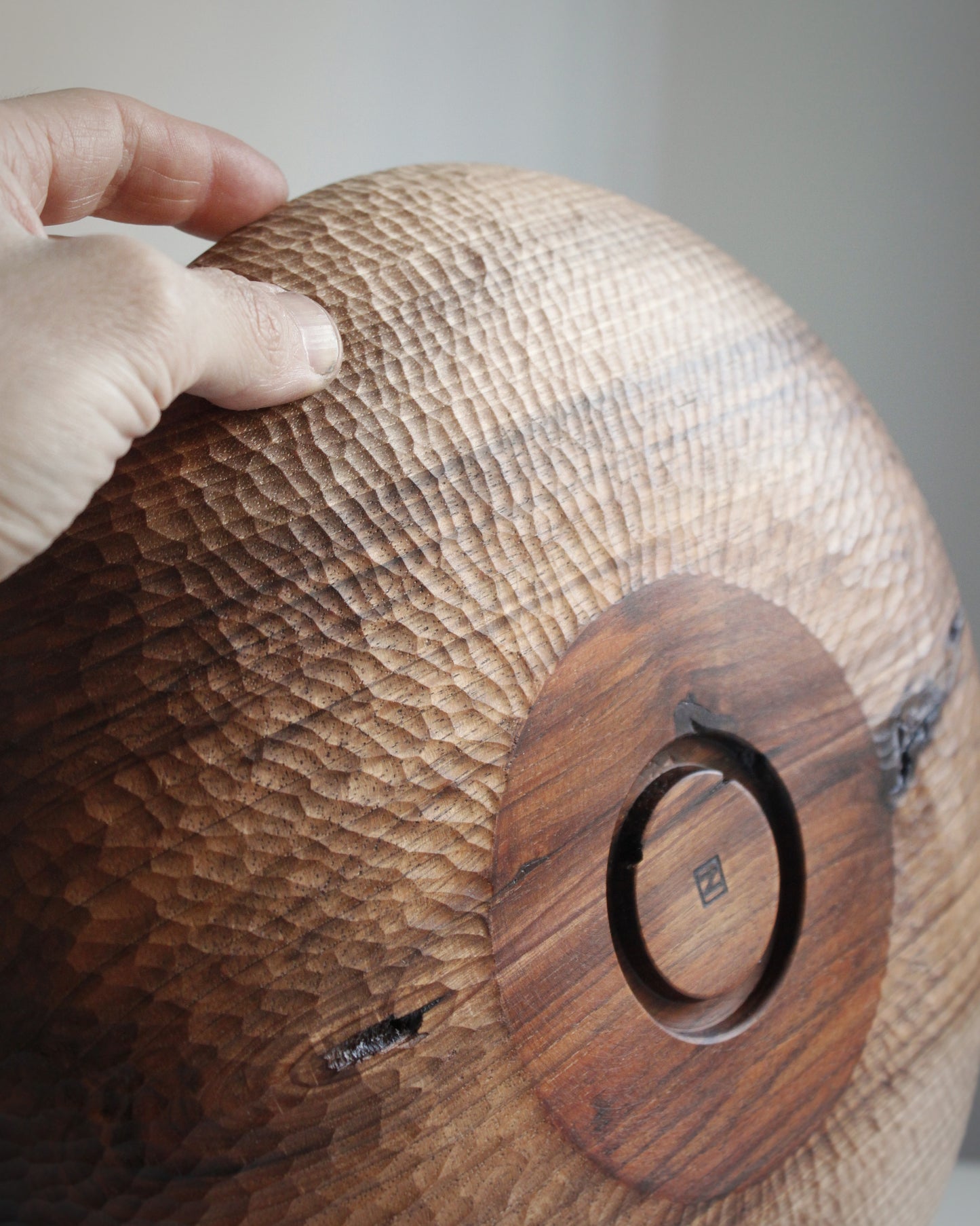 A88 Iberian Walnut Wood Center
