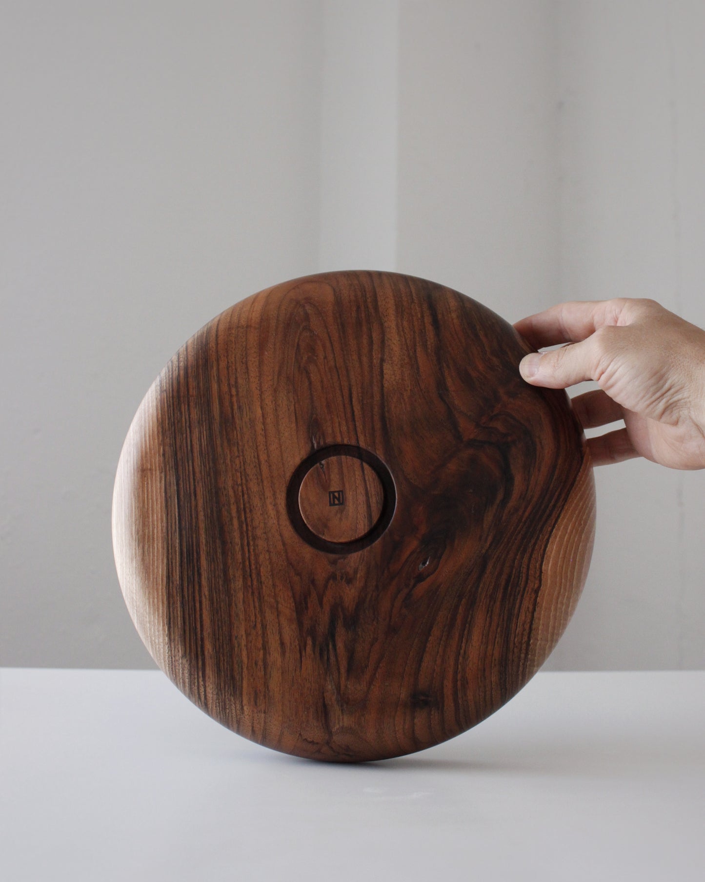 A125 Iberian Walnut Wood Center