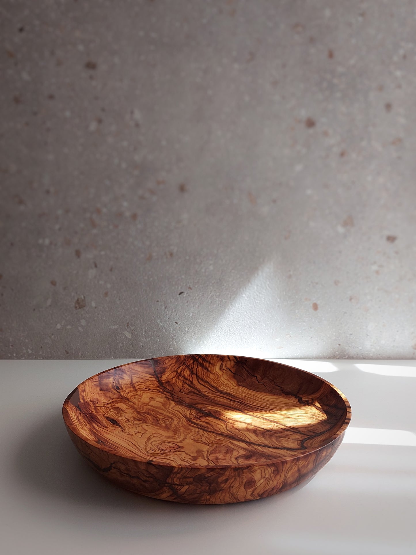 A01 Bandeja de madera de Olivo