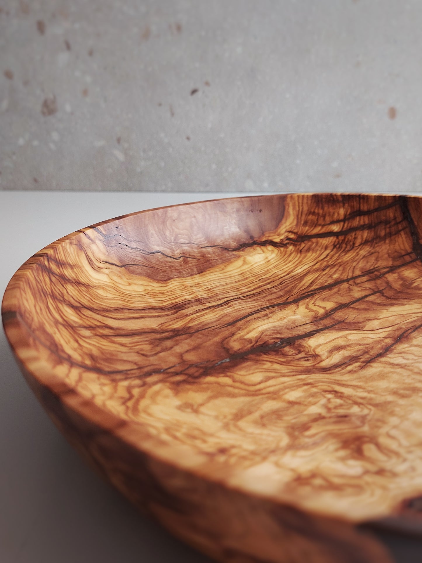A01 Bandeja de madera de Olivo