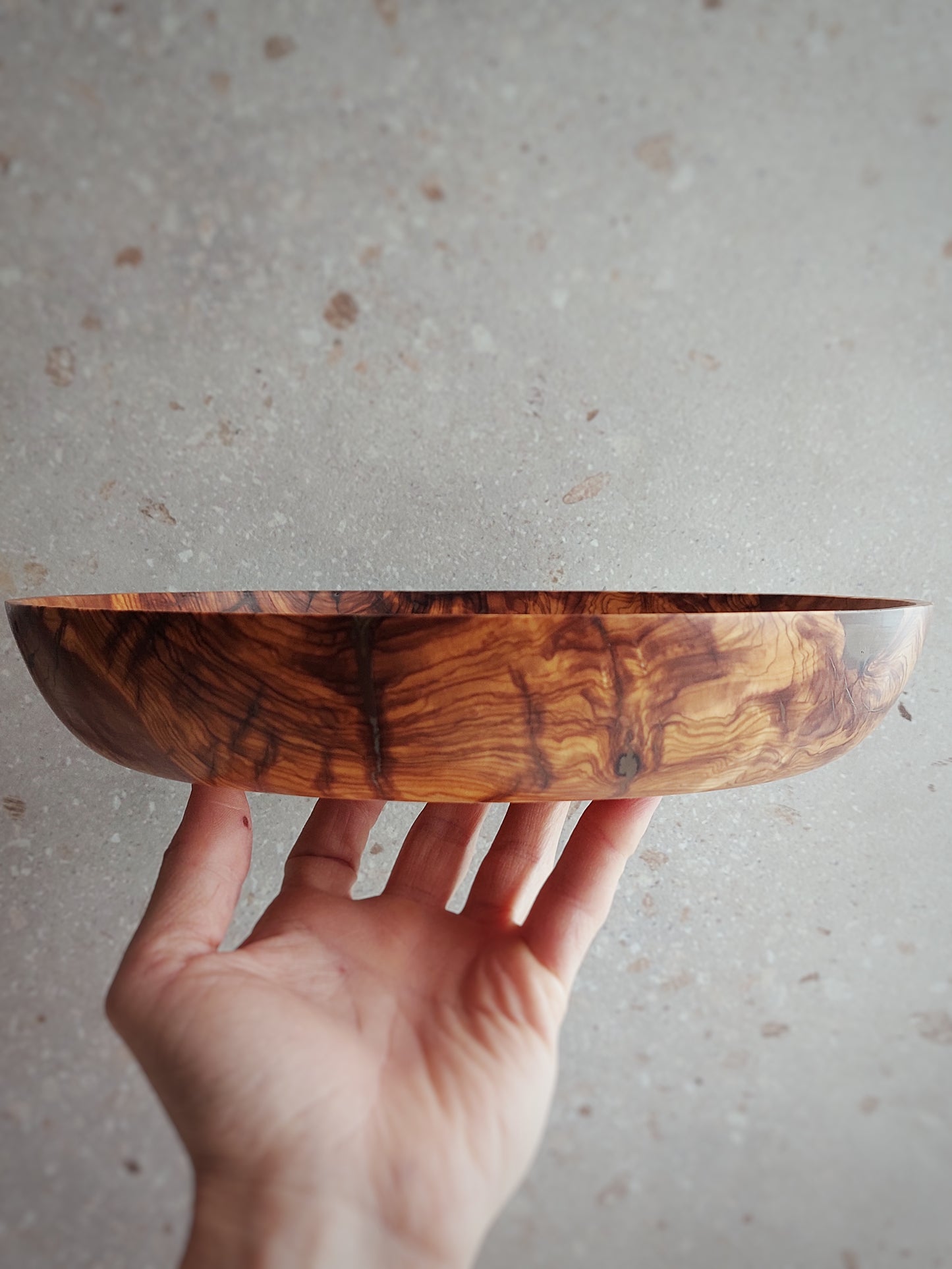 A01 Bandeja de madera de Olivo