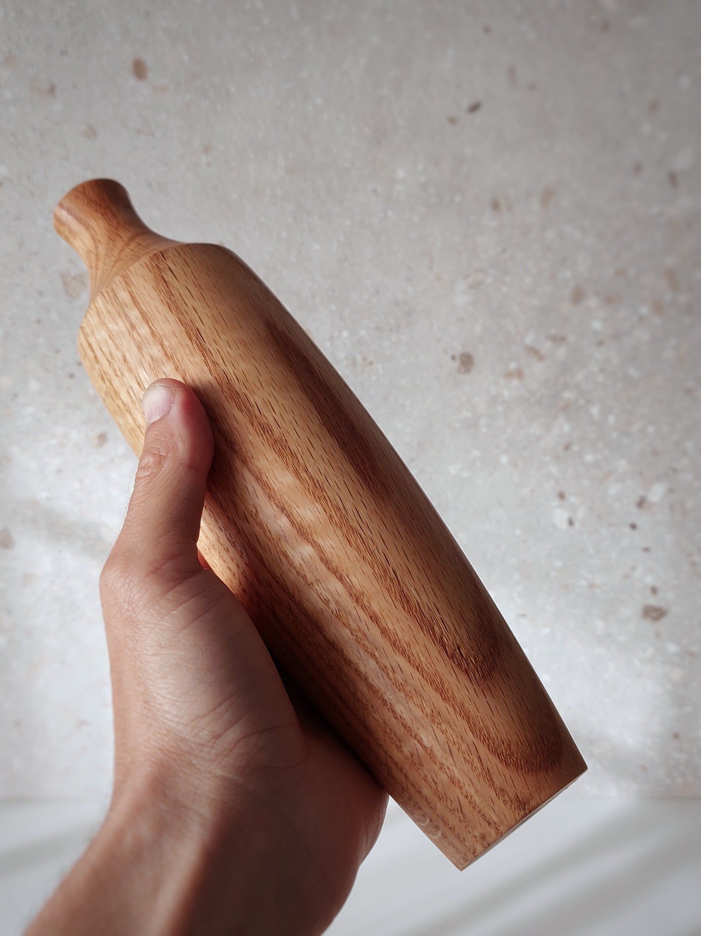 B02 European Oak Wood Vase