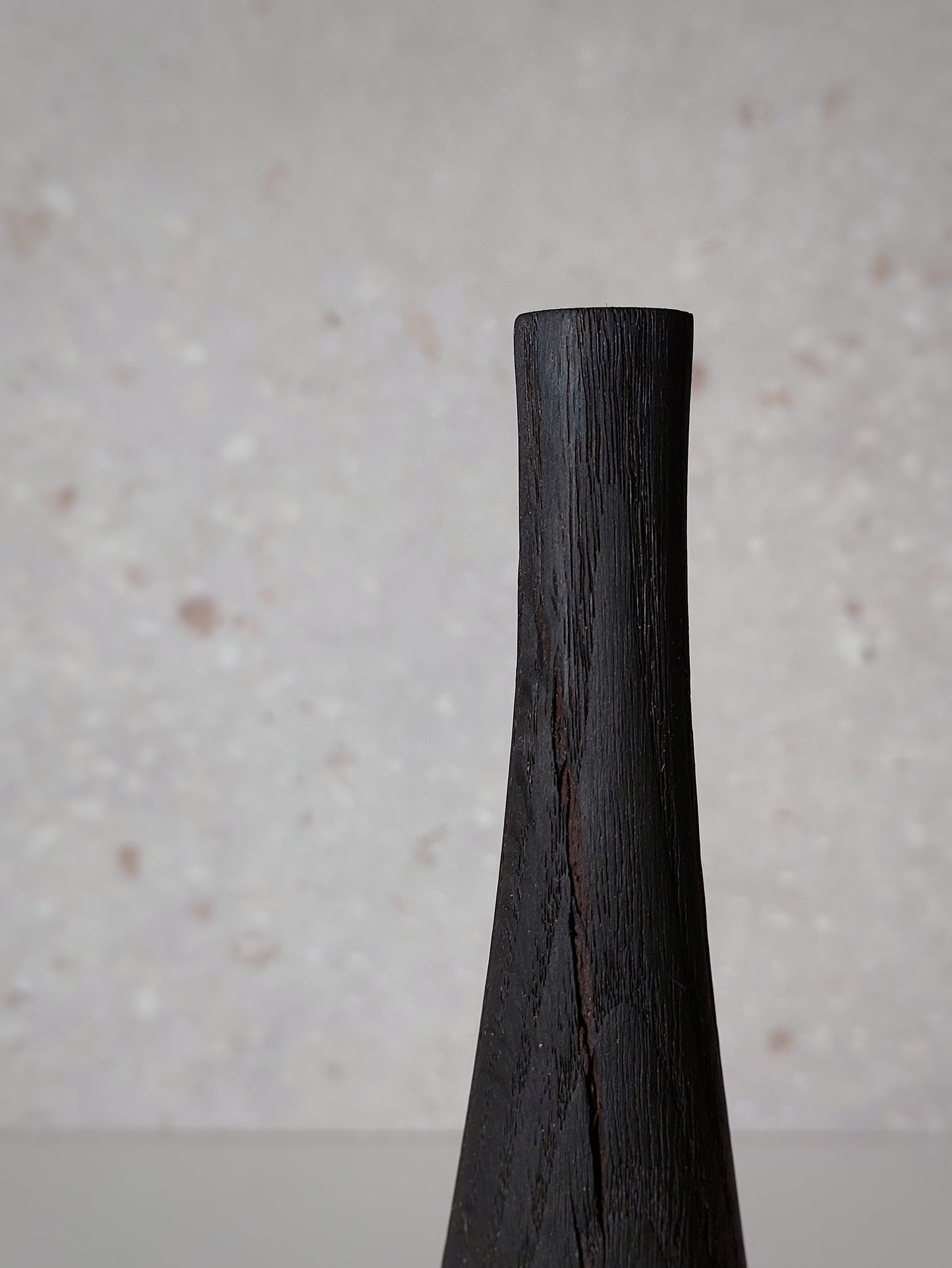 B03 European Oak Wood Vase
