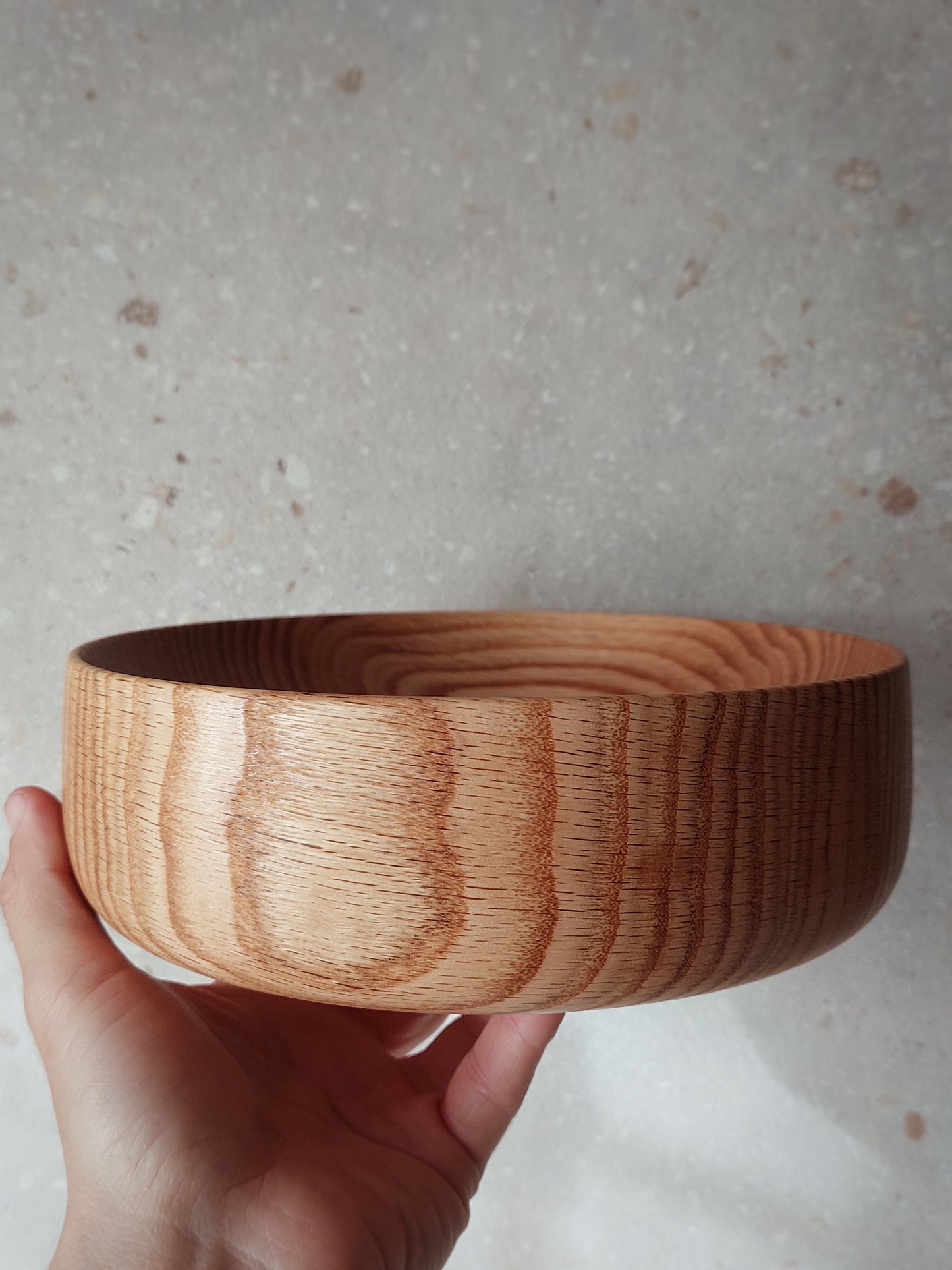 A06 Cuenco de madera de Roble Europeo