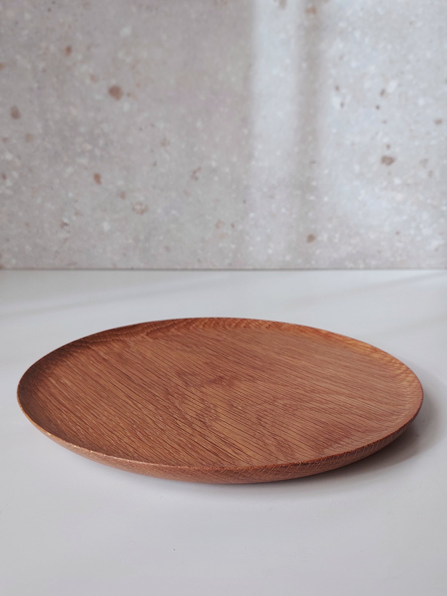 A10 Plato de madera de Roble Americano