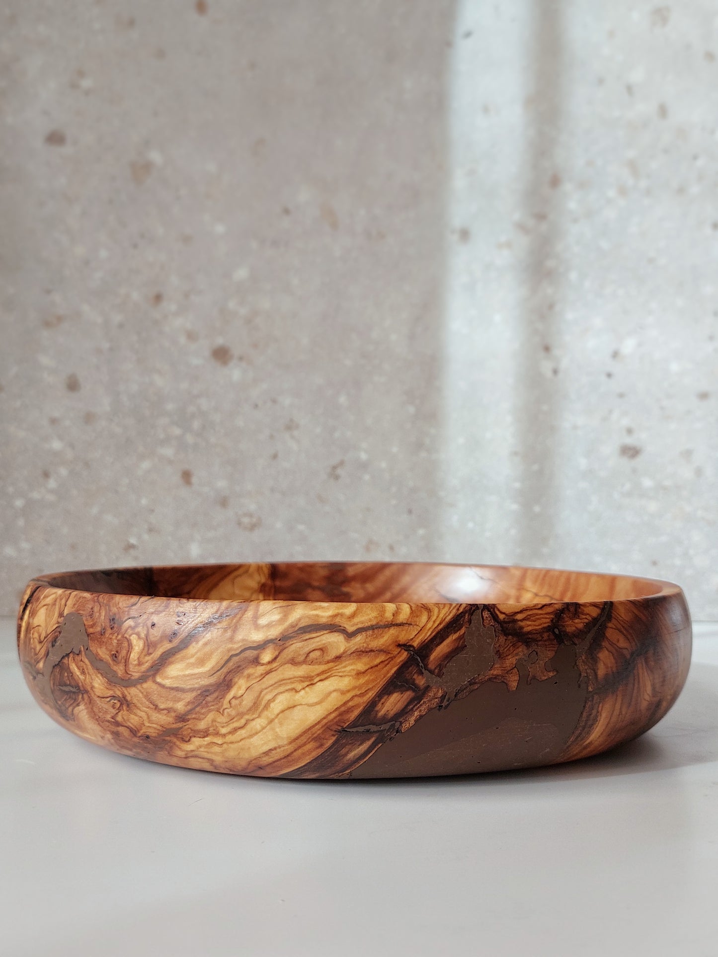 A03 Cuenco de madera de Olivo