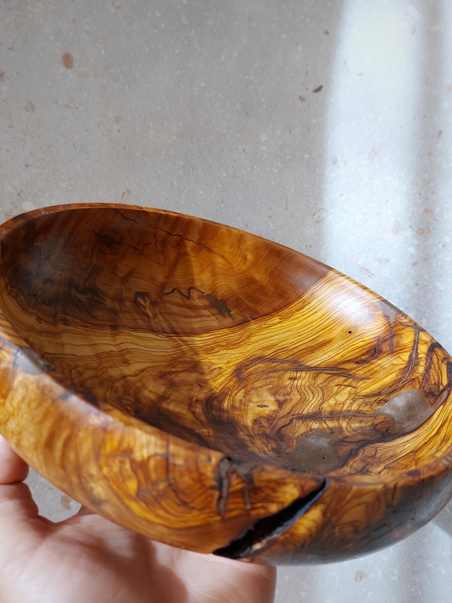 A03 Cuenco de madera de Olivo