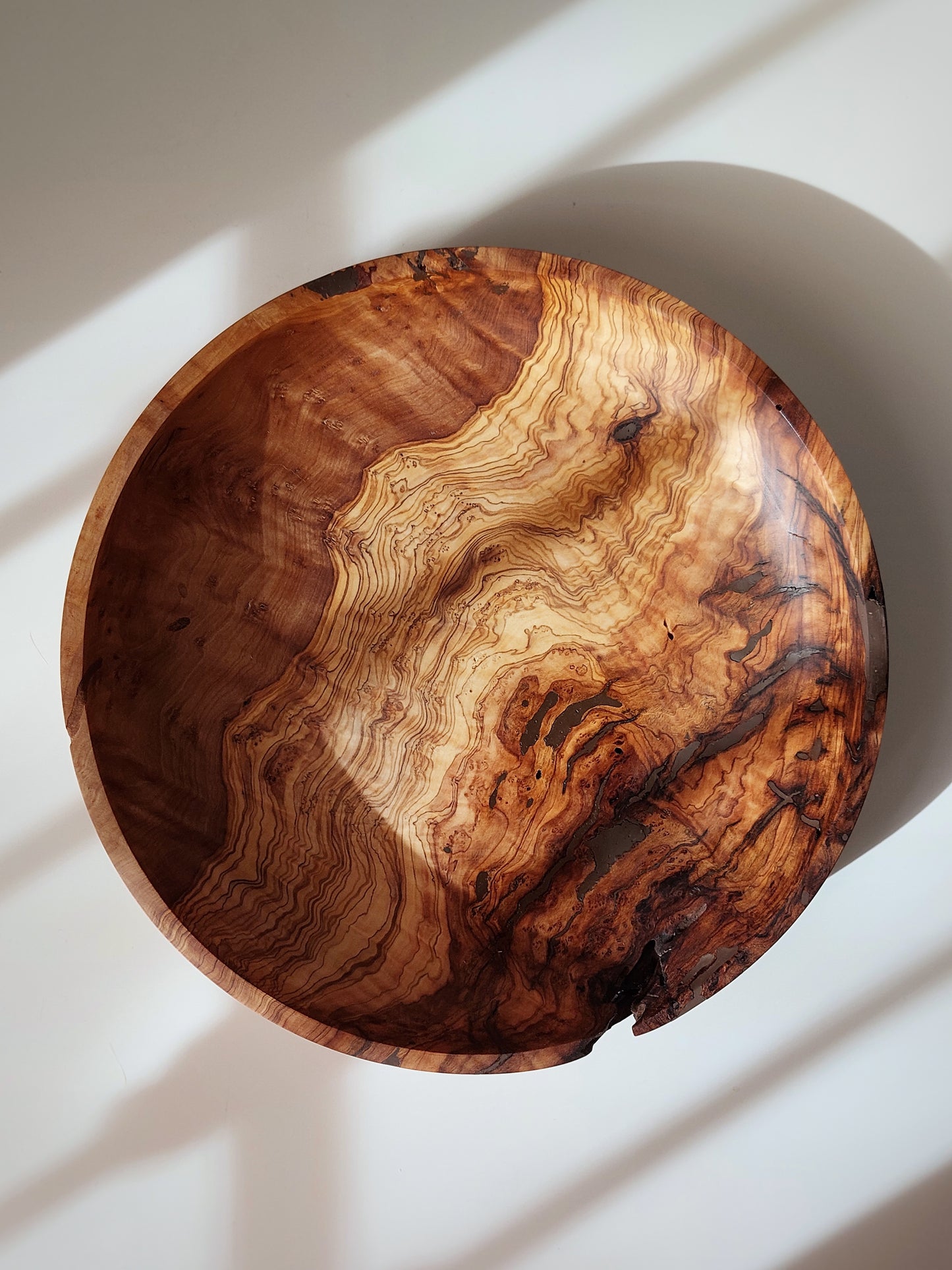 A04 Centro de mesa de madera de Olivo