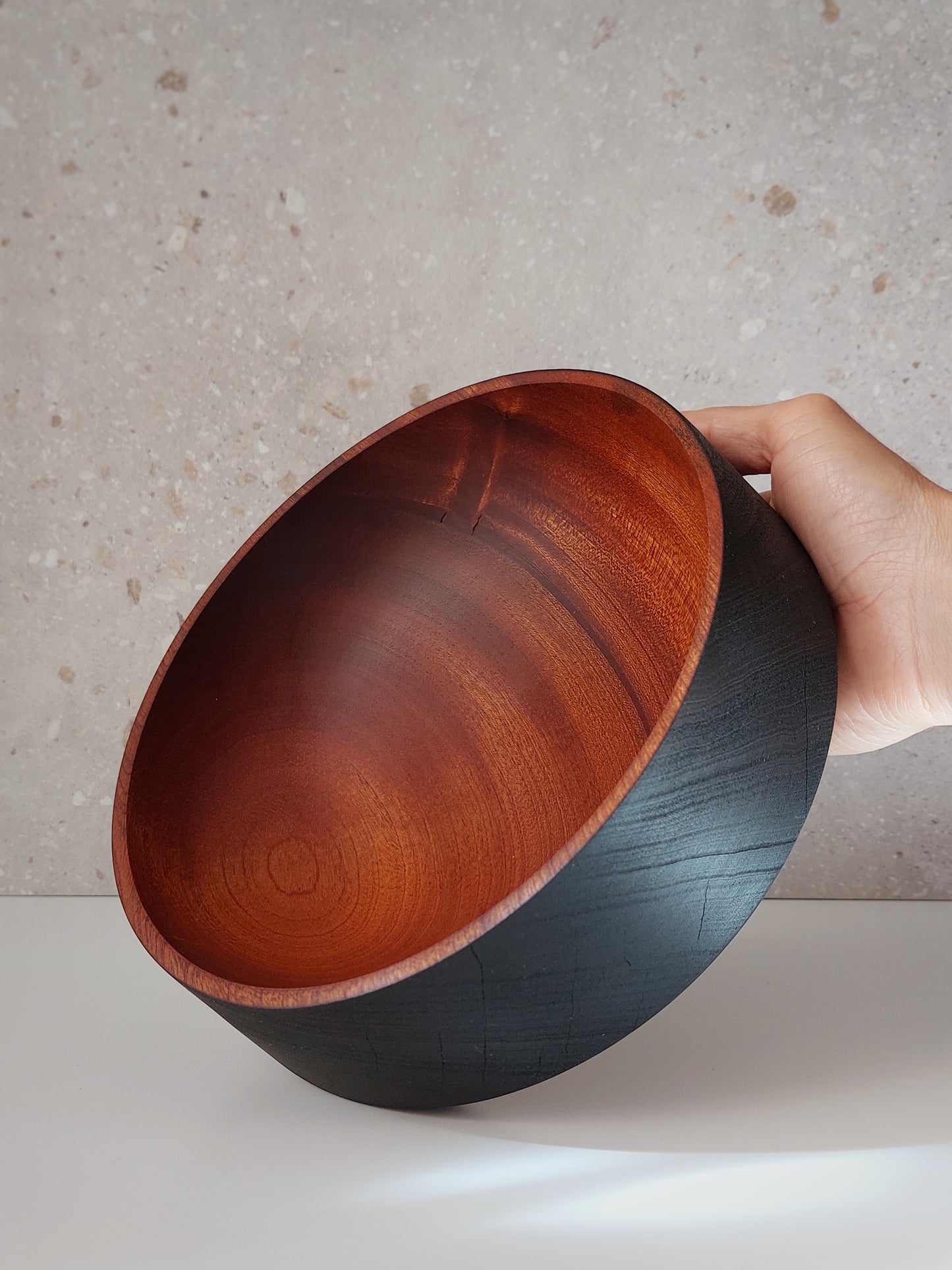A18 Cuenco de madera de Sapeli