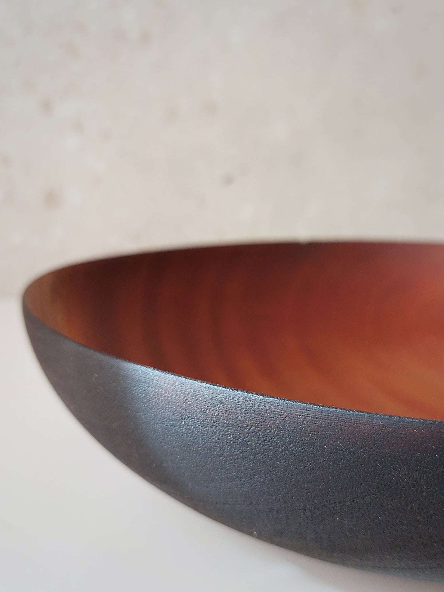 A20 Sapeli wood centerpiece