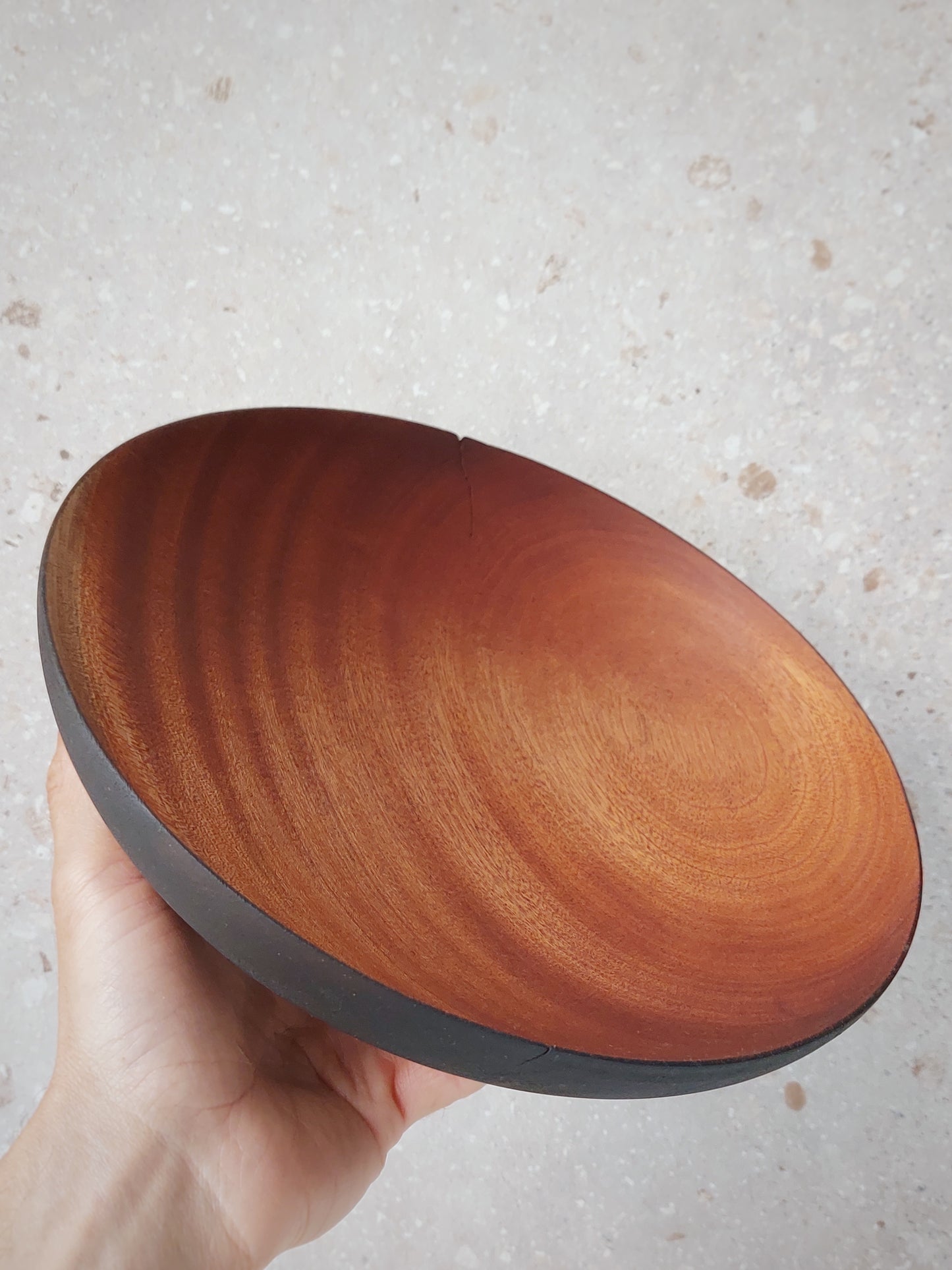 A20 Sapeli wood centerpiece